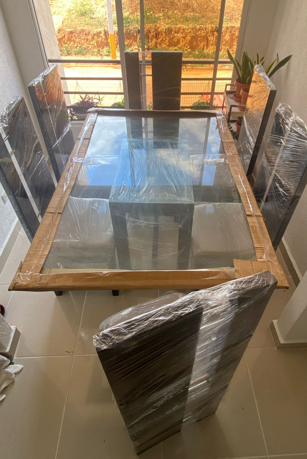 muebles y colchones - Comedor de 6 sillas y tope de cristal 2