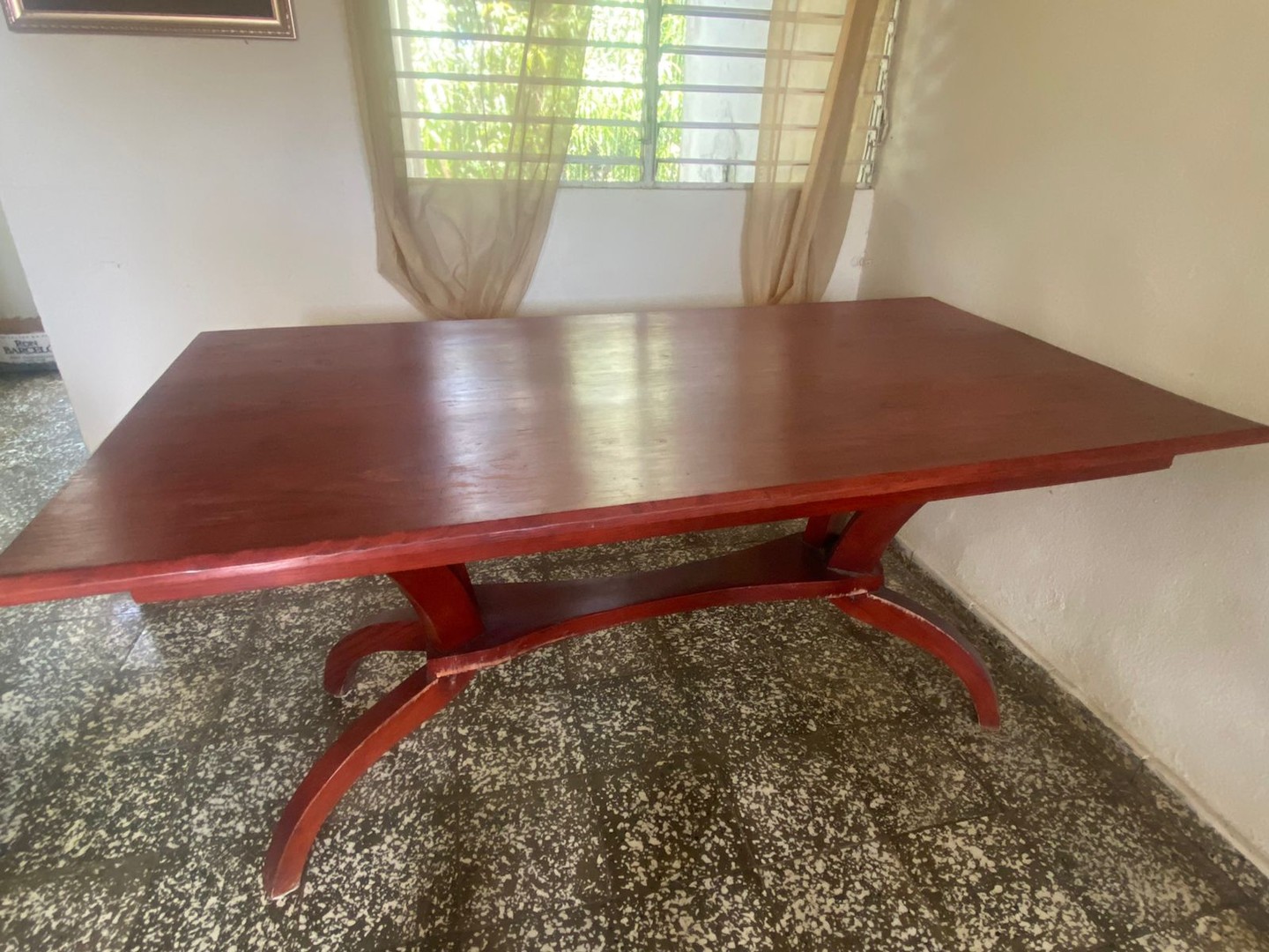muebles y colchones - Mesa de comedor en Caoba  0