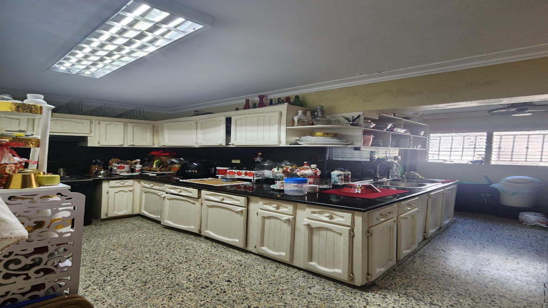 apartamentos - Se vende apartamento clásico en Gazcue 4