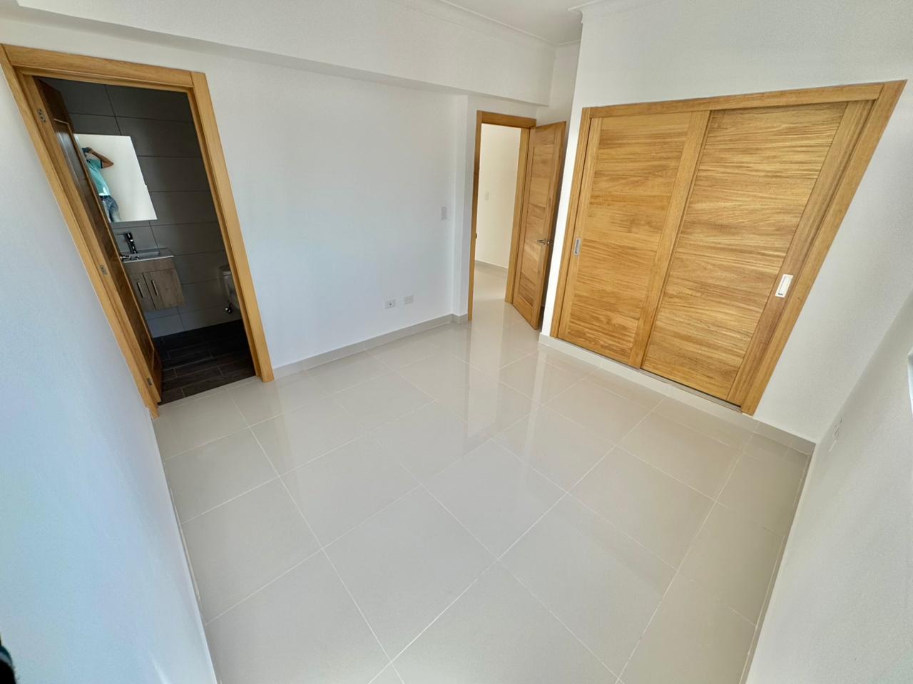 apartamentos - Vendo apartamento nuevo en Los Prados  5