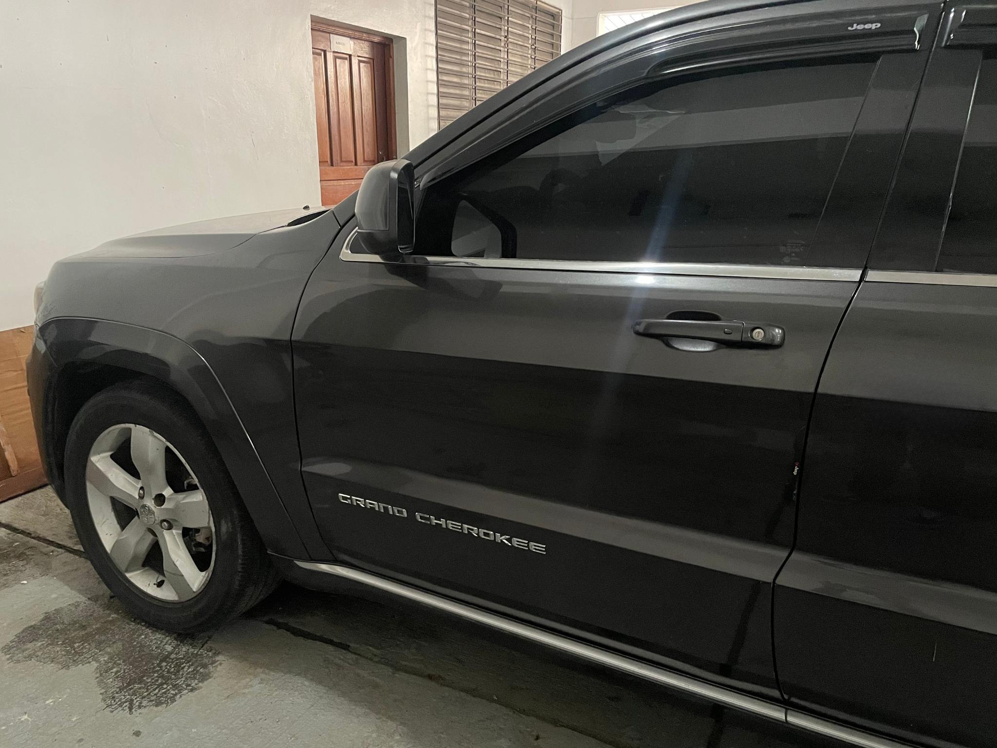 jeepetas y camionetas - Jeep Grand Cherokee de gran oportunidad 2