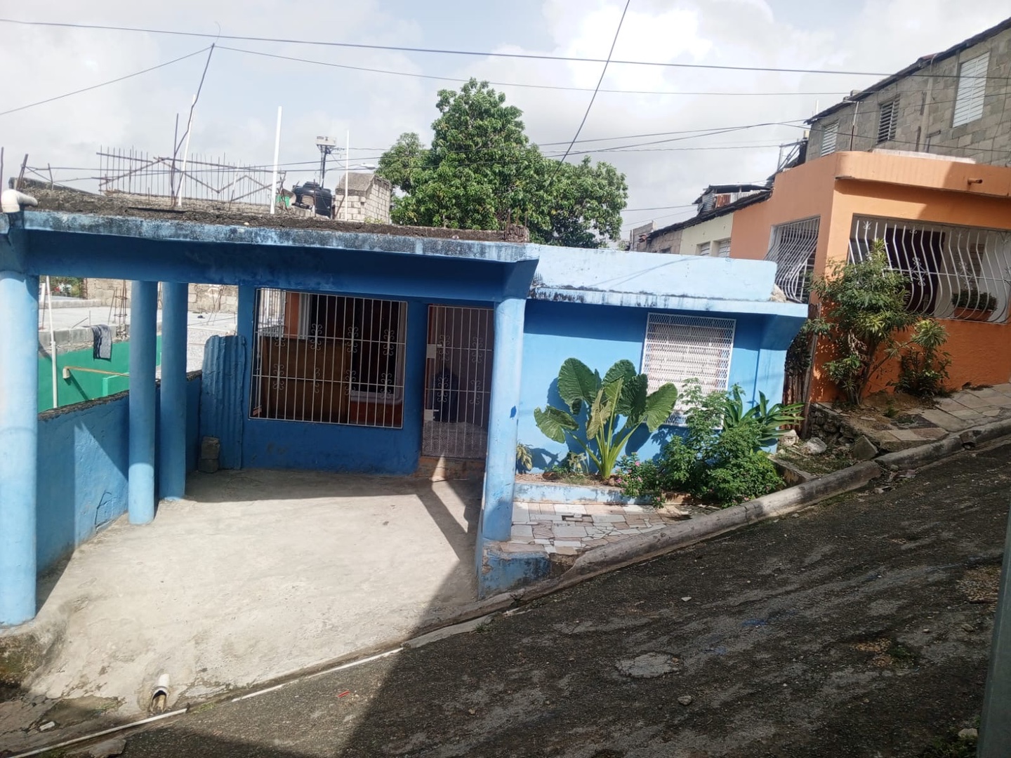 casas - Casa en venta en el sector los tres brazos  1
