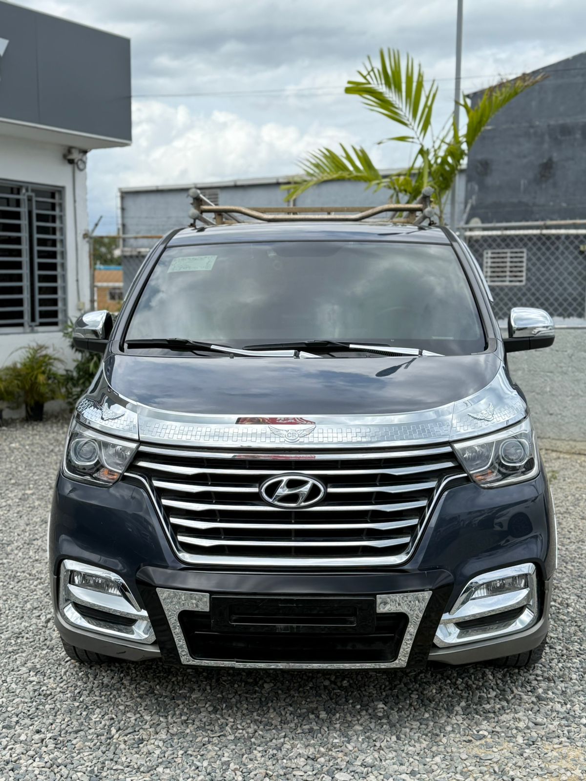 jeepetas y camionetas - HYUNDAI STAREX 2019☑️ ASIENTO PARA 8 pasajeros eje 0