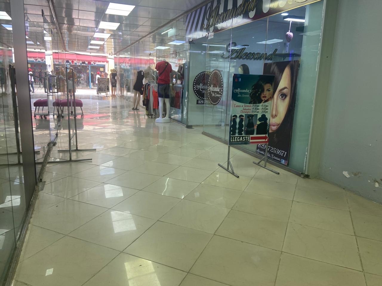 oficinas y locales comerciales - venta de local comercial en la zona colonial Santo Domingo República Dominicana  2