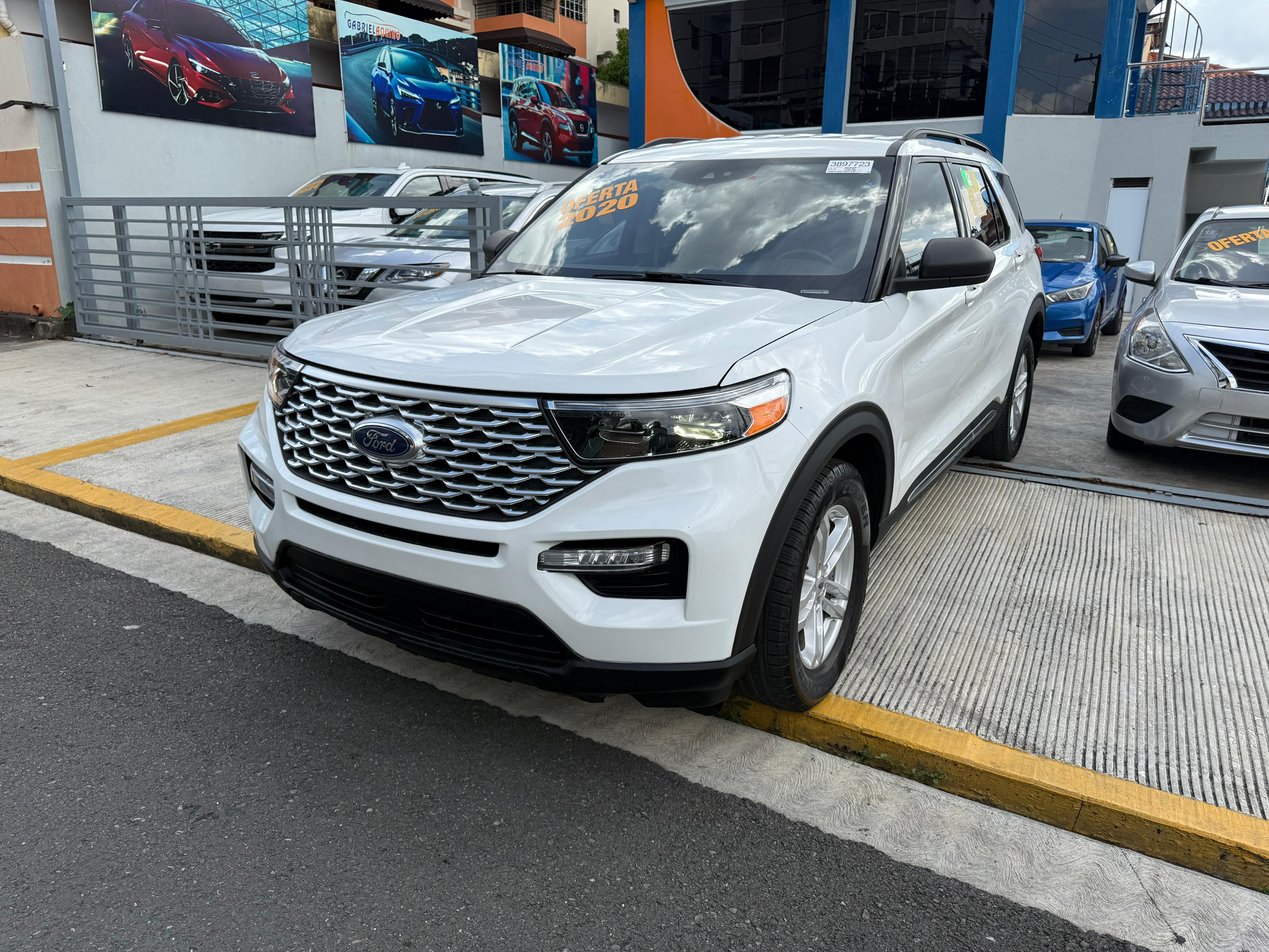 jeepetas y camionetas - ford explorer xlt ecoboost 0