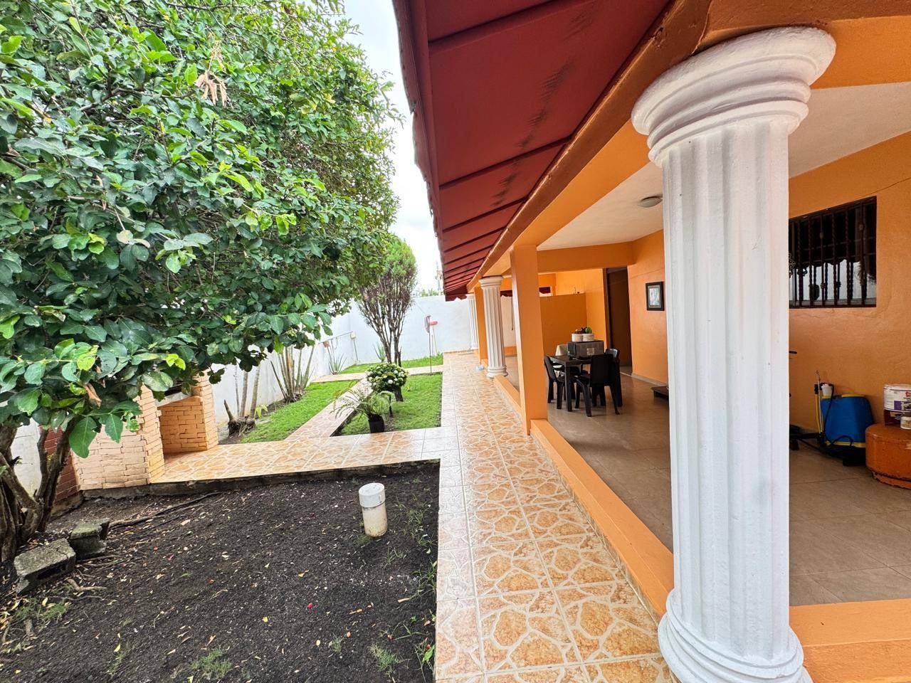 casas - Vendo casa espaciosa Prado Oriental, Sto. Dgo. Est 9