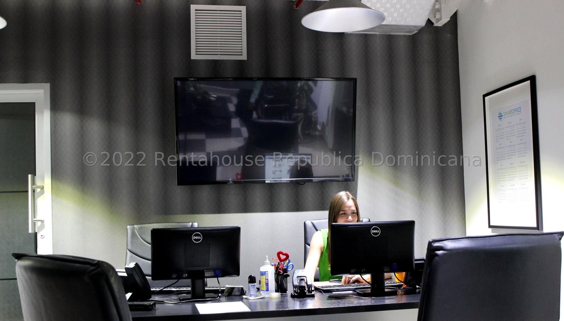 oficinas y locales comerciales - Torre Empresarial que se adapta a las necesidades de cada cliente. Amueblado