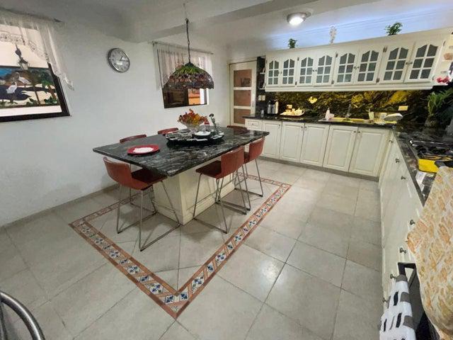 casas - Venta de lujosa casa en Urbanizacion Fernandez 4