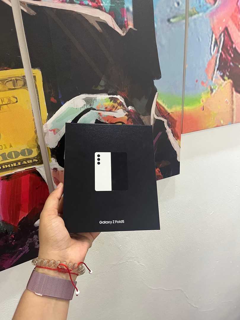 celulares y tabletas - Samsung Galaxy Fold 5 Sellado-Internacional  0