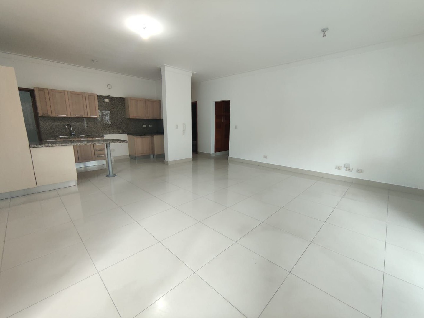 apartamentos - La Julia 2 habitaciones 2.5 banos 2 parqueos 2