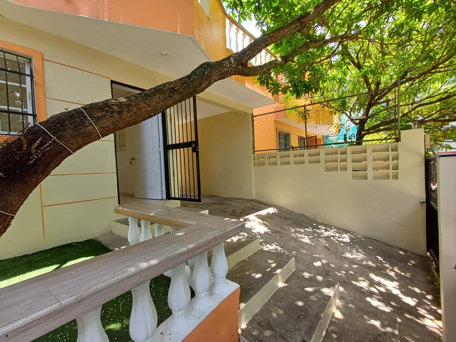 casas - Venta de Casa en Colinas del Arroyo Jacobo Majluta 5