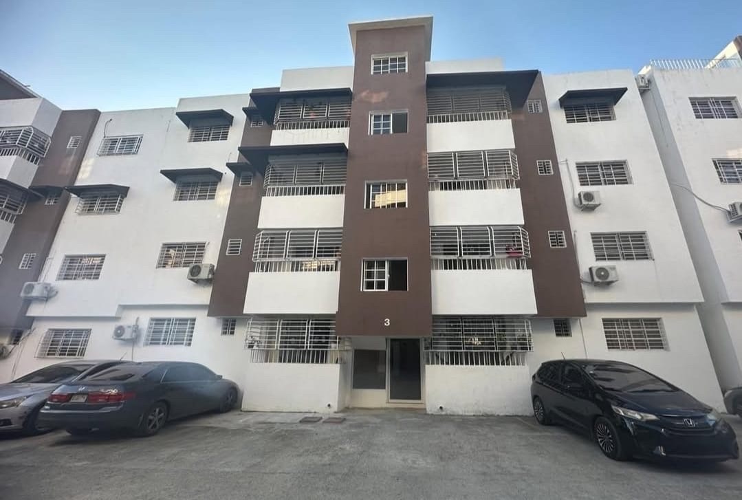 apartamentos - venta de apartamento en la autopista de san isidro con 96mts 3er nivel  6