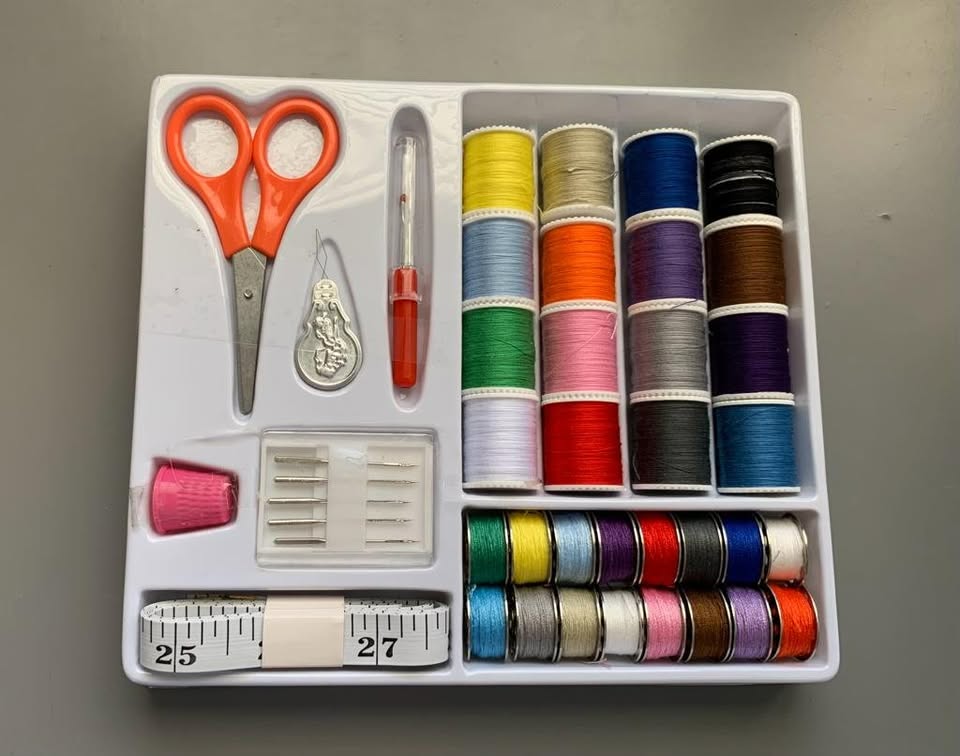 arte y antigüedades - MINI MAQUINA DE COSER/ KPCB Mini máquina de coser  1