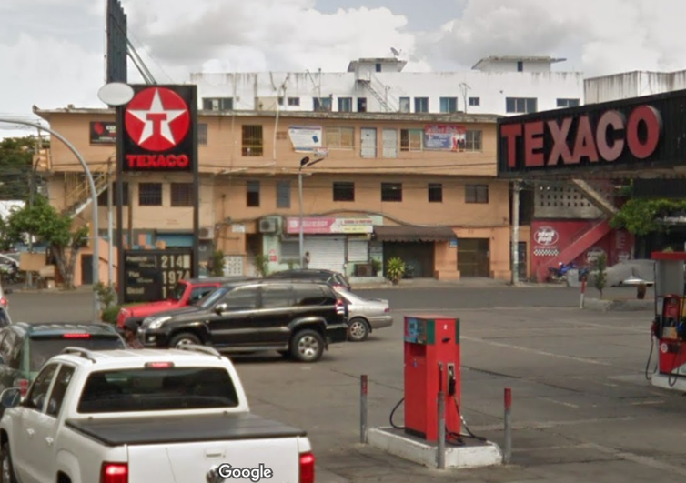 otros inmuebles - SE VENDE PLAZA COMERCIAL UBICADA FRENTE A SUPERMERCADO NACIONAL ARROYO HONDO 2