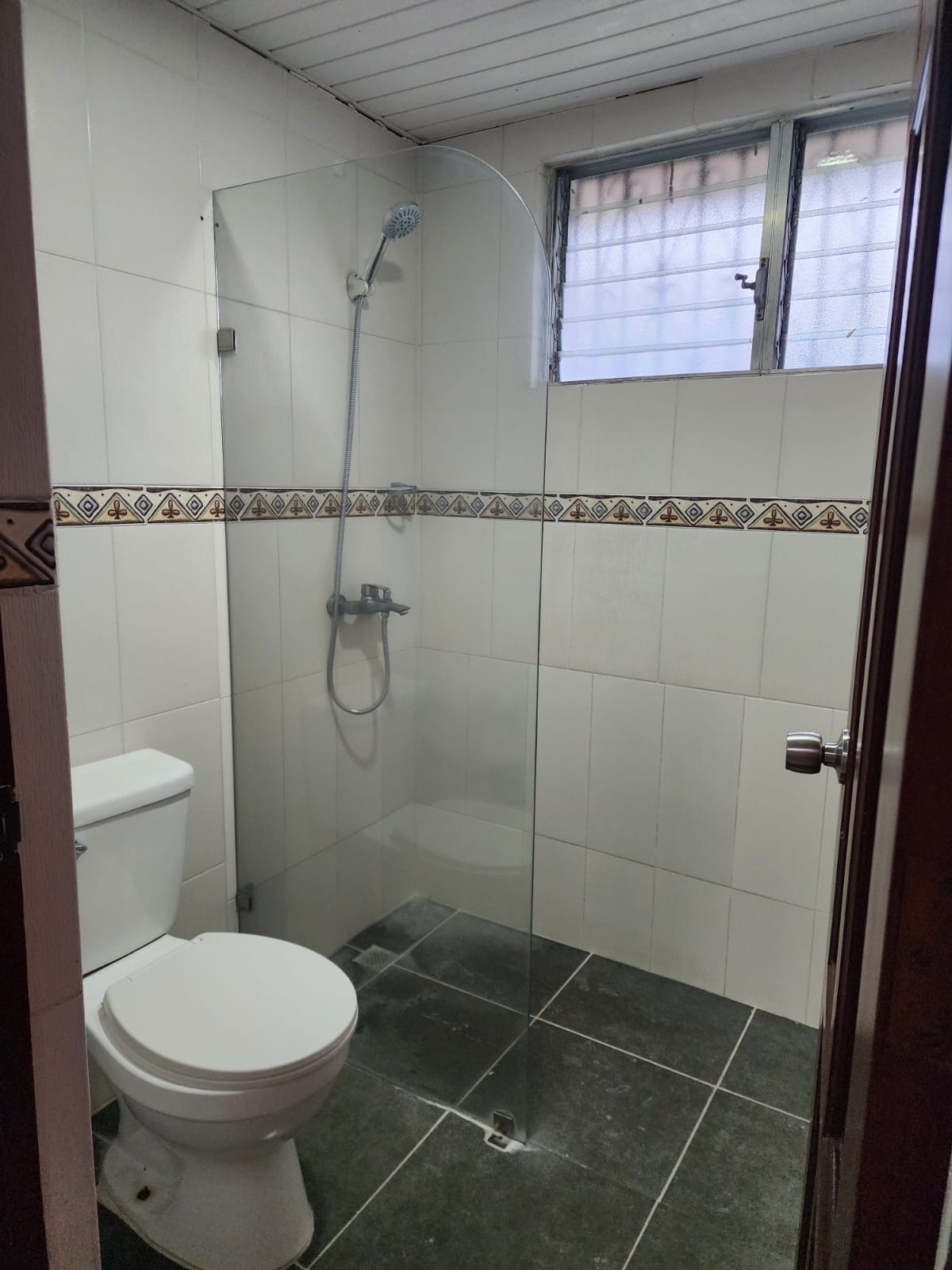 apartamentos - hermoso apartamento de oportunidad en los prados  1