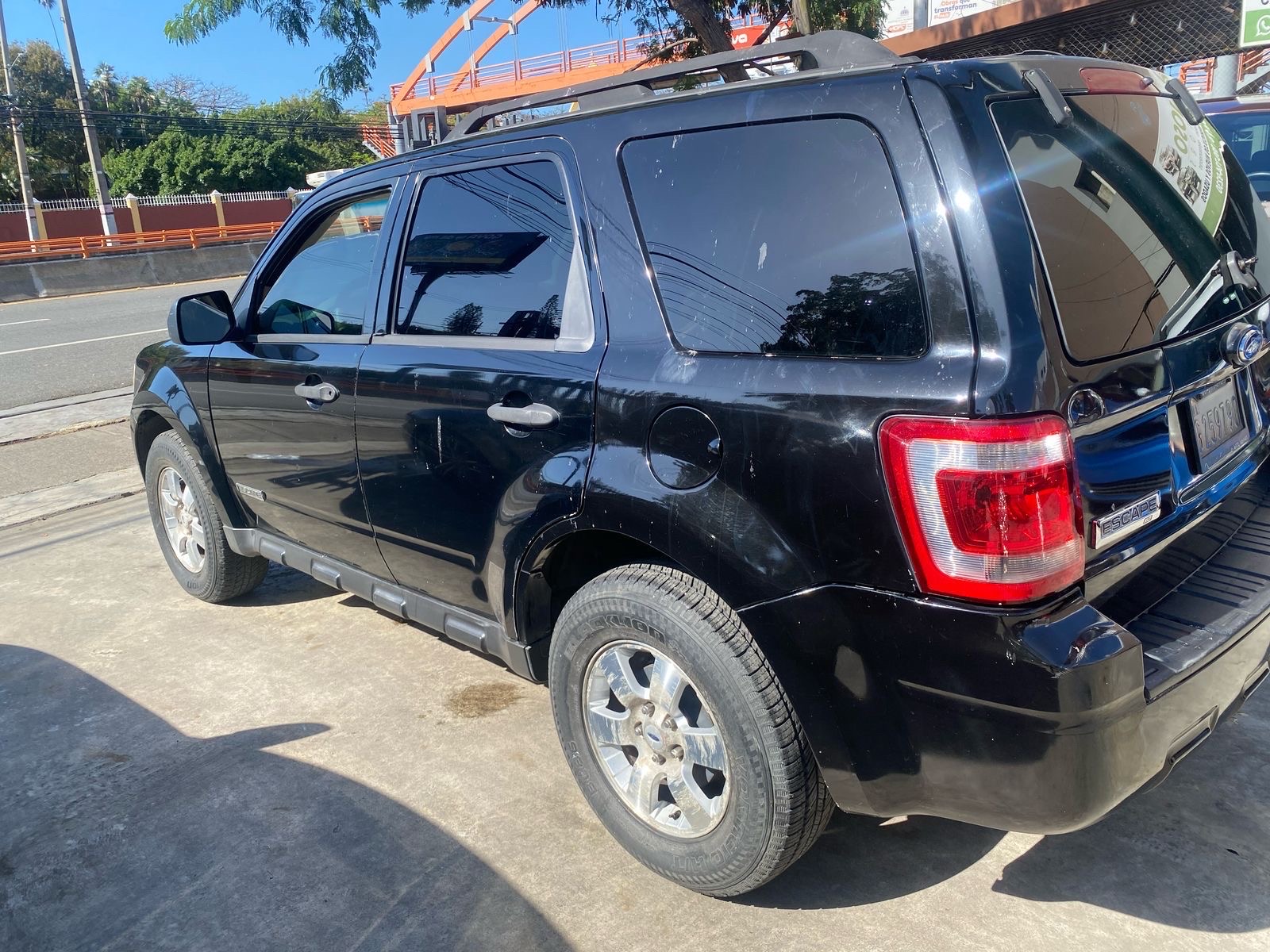 jeepetas y camionetas - Ford Escape 2008 Negociable 2