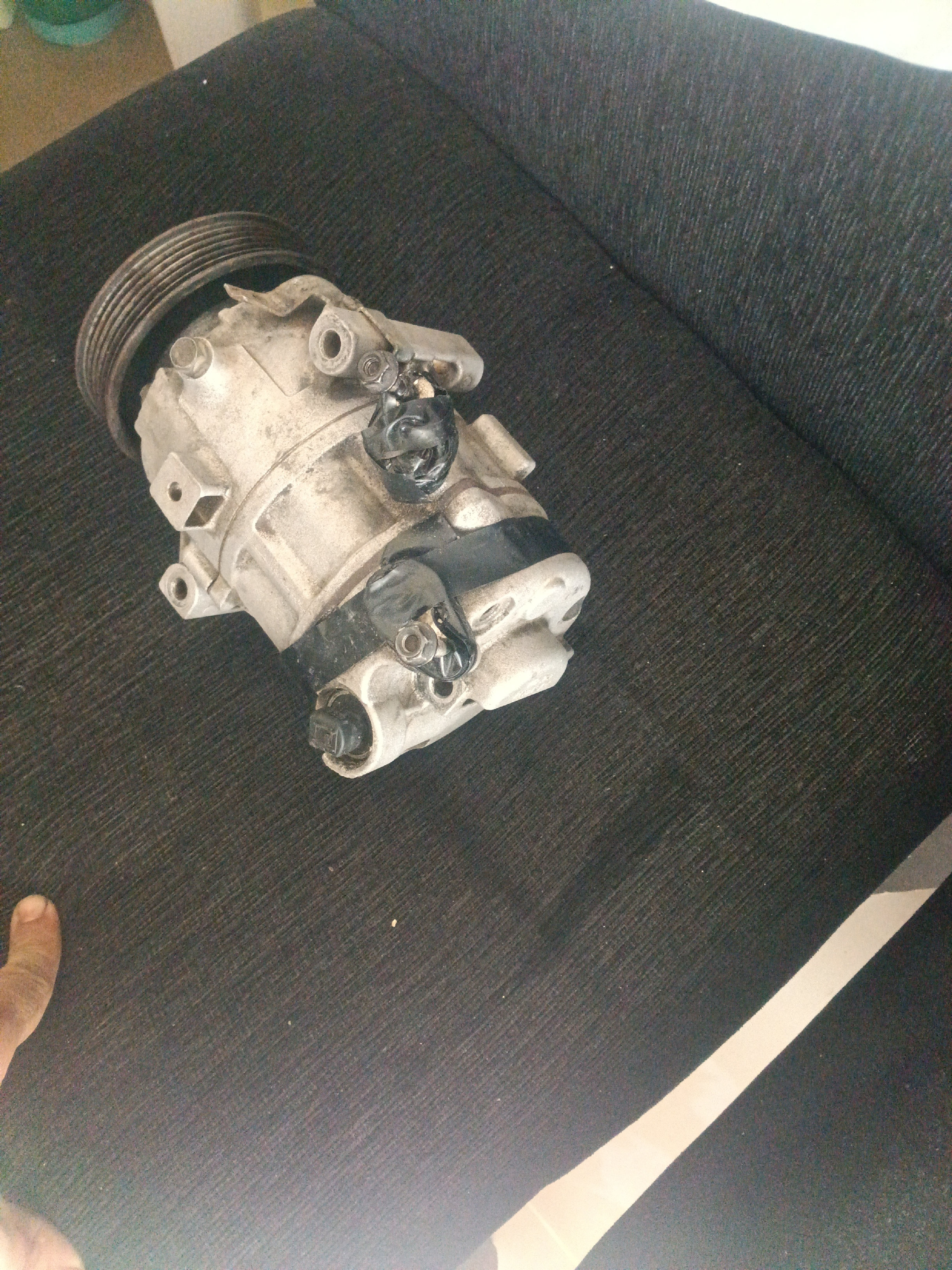repuestos - compresor de Hyundai LF  4