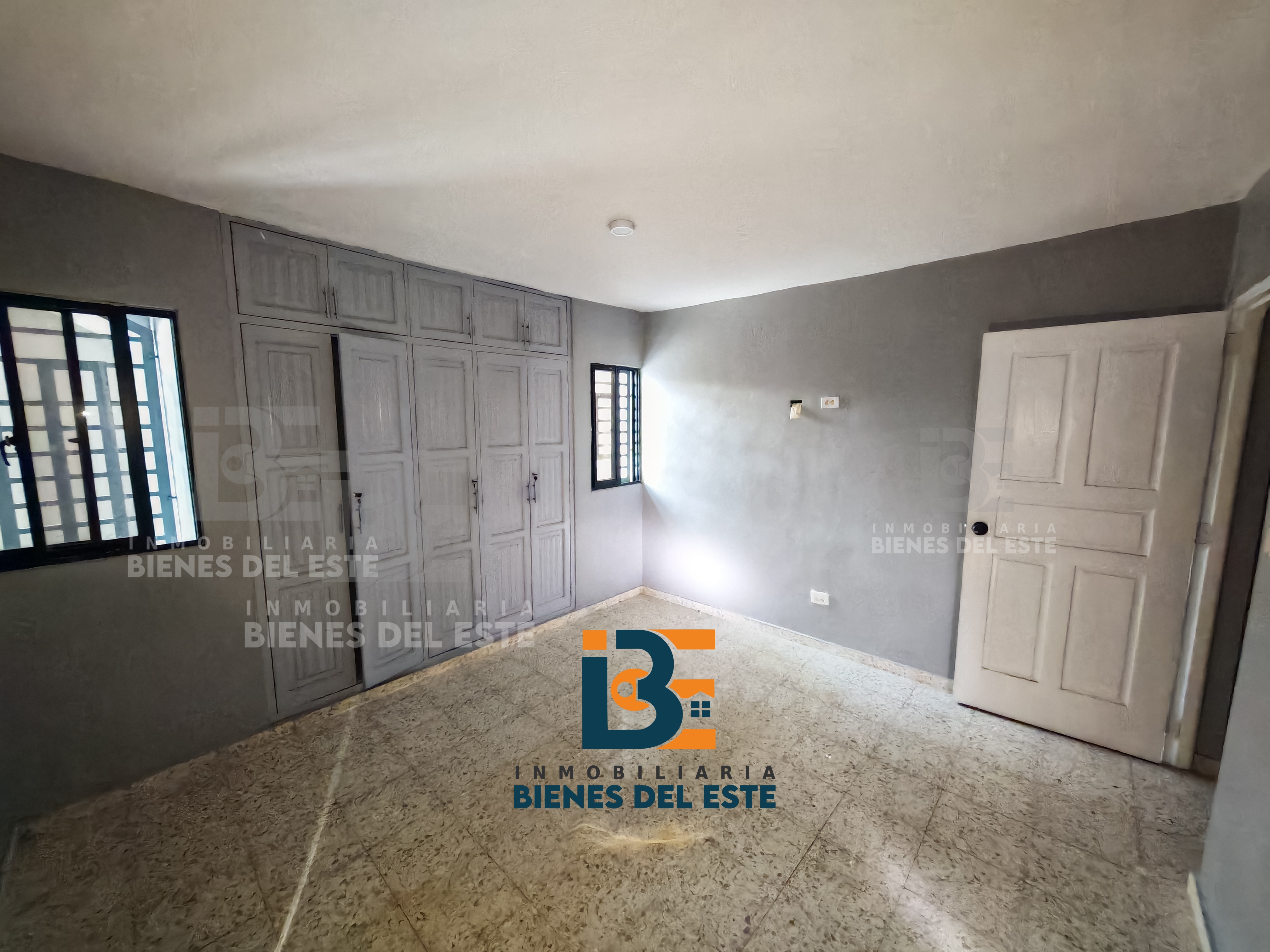 apartamentos - SE RENTA AMPLIO Apartamento en el Invi 5