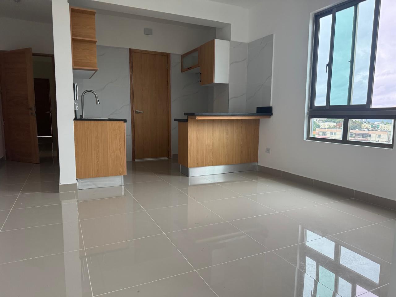 apartamentos - Apartamento 6to piso Av Indep. Urb las Acacias 1