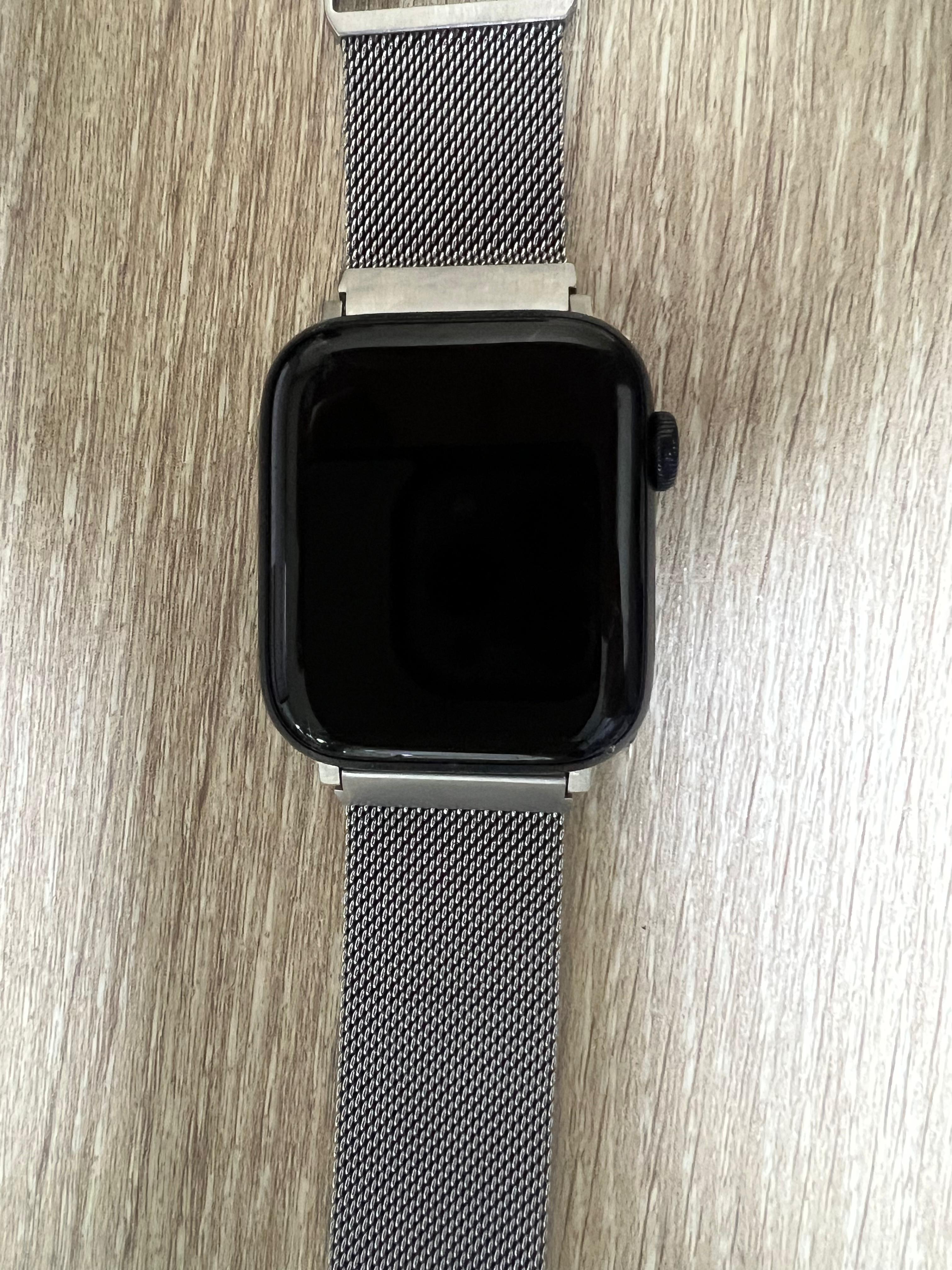 otros electronicos - VENDO APPLE WATCH SERIE SE 2ND GENERACION 44MM
