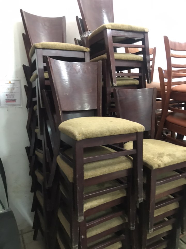 muebles y colchones - Sillas Comerciales de Madera, Importadas 4