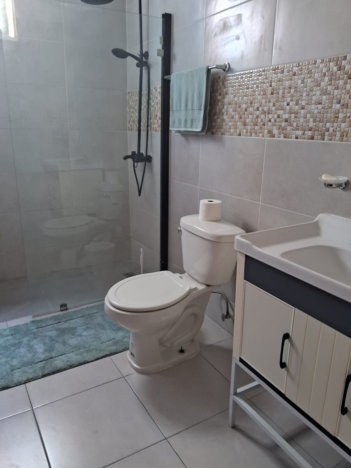 apartamentos - ZONA UNIVERSITARIA VENDO APARTAMENTO DOS HABITACIONES DOS BAÑOS CLASICO7,250,000 5