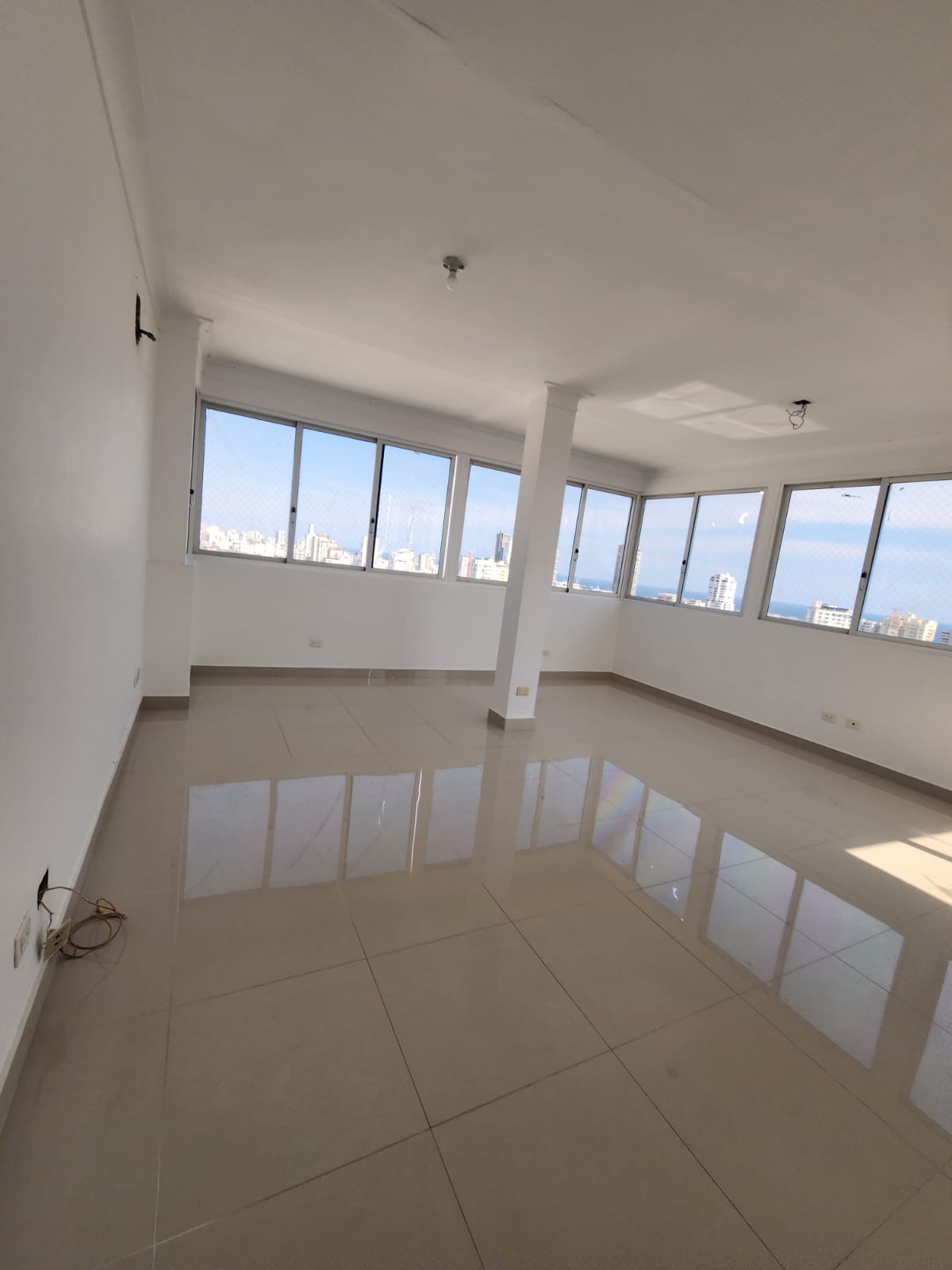 apartamentos - Vendo Ph urbanización real vista al mar tres hab  9