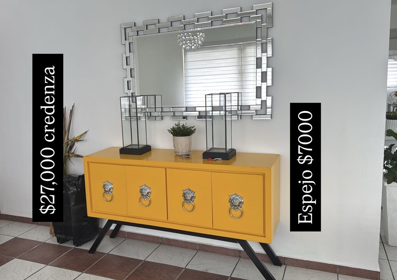 muebles y colchones - Credenza y espejo en venta  0