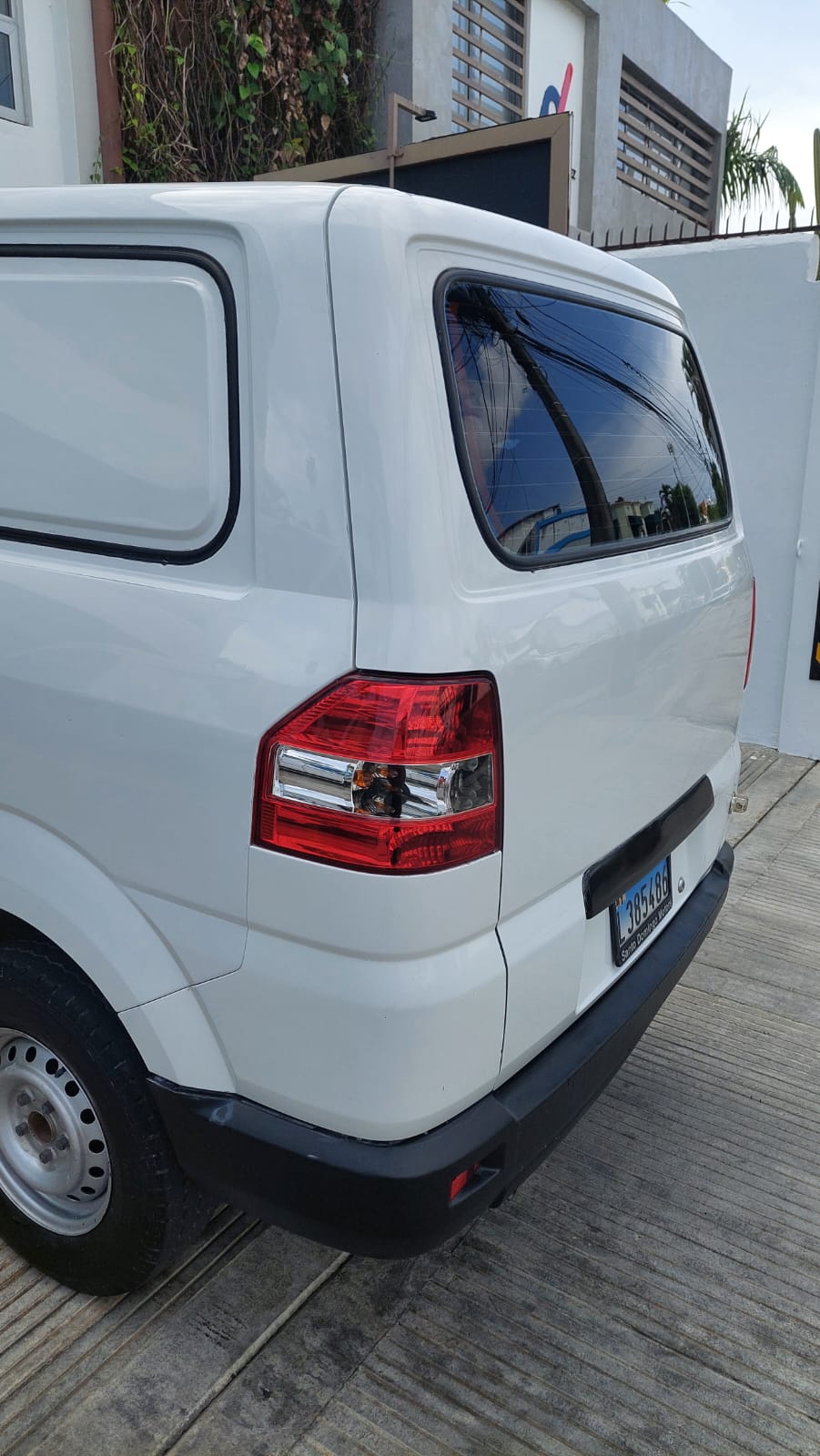 otros vehiculos - SE VENDE SUZUKI APV 2018 1