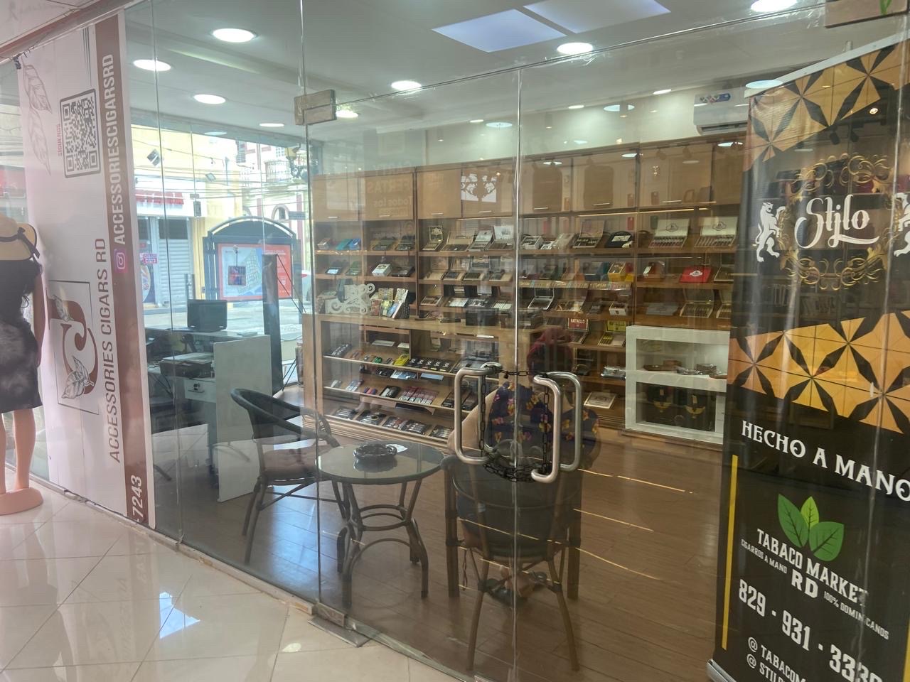oficinas y locales comerciales - venta de local comercial en la zona colonial Santo Domingo República Dominicana  4
