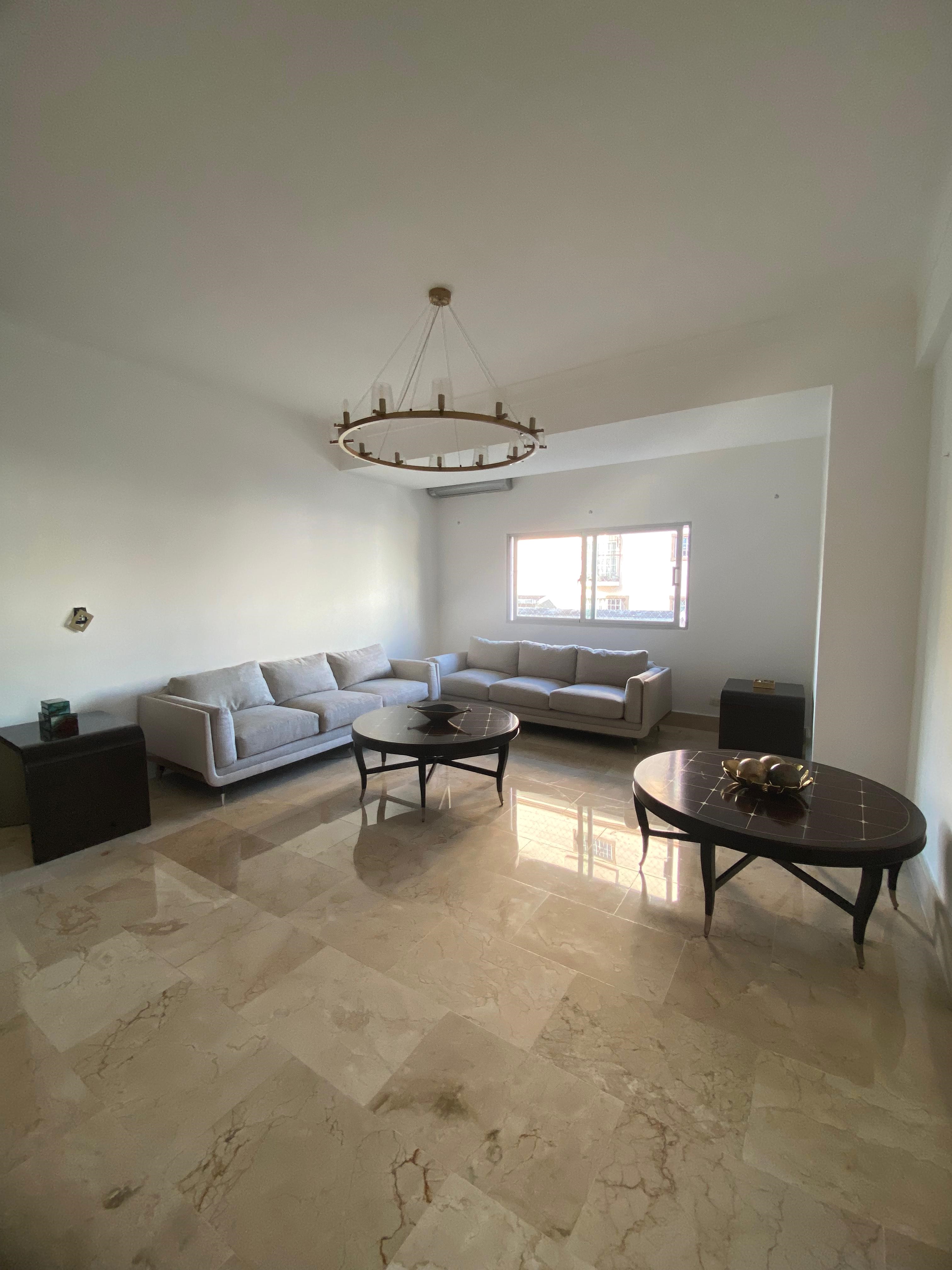 apartamentos - Apartamento con un Máster Clóset en Los Cacicazgos 5