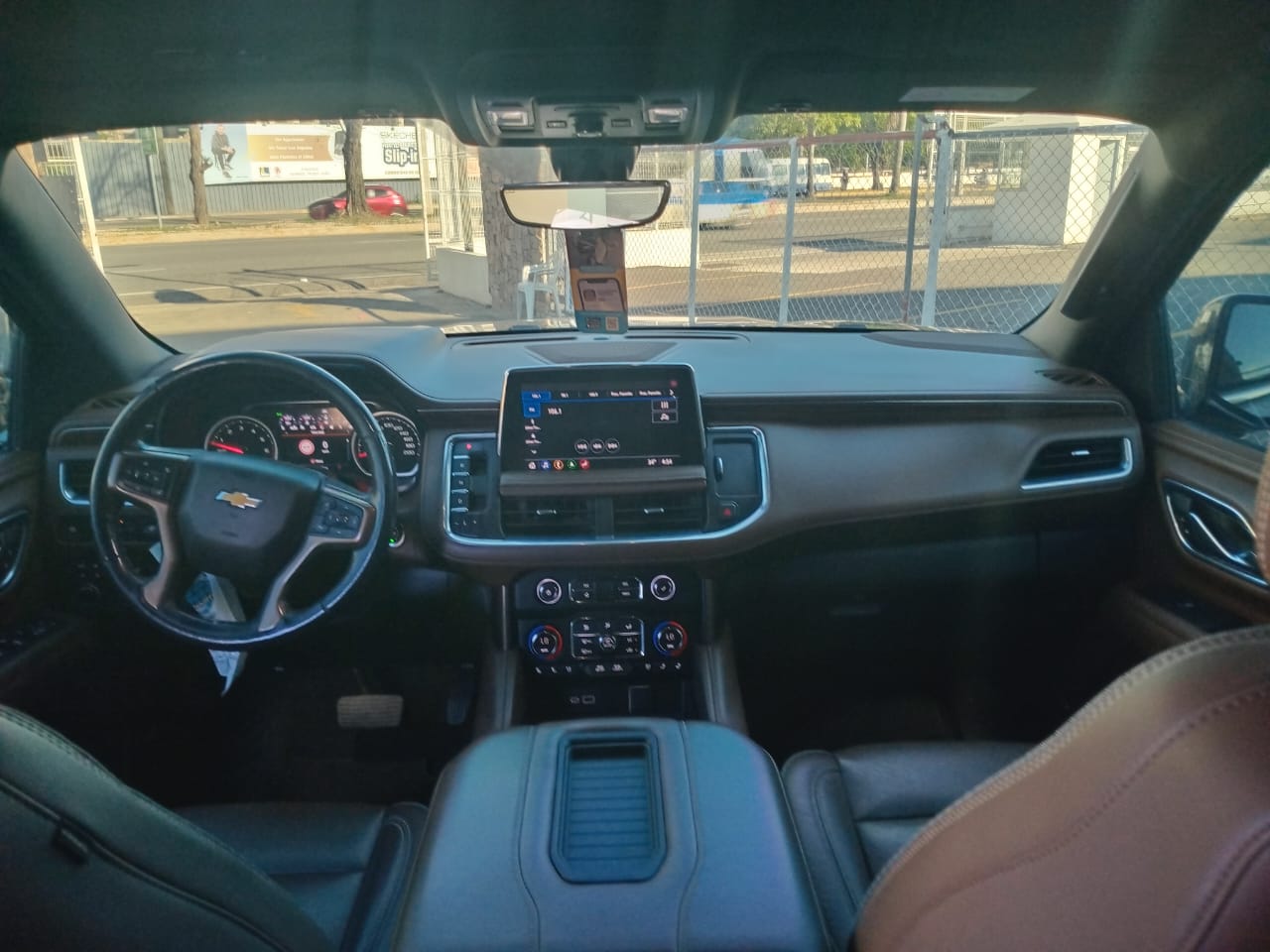 jeepetas y camionetas - CHEVROLET TAHOE HIGHCOUNTRY 2021 4
