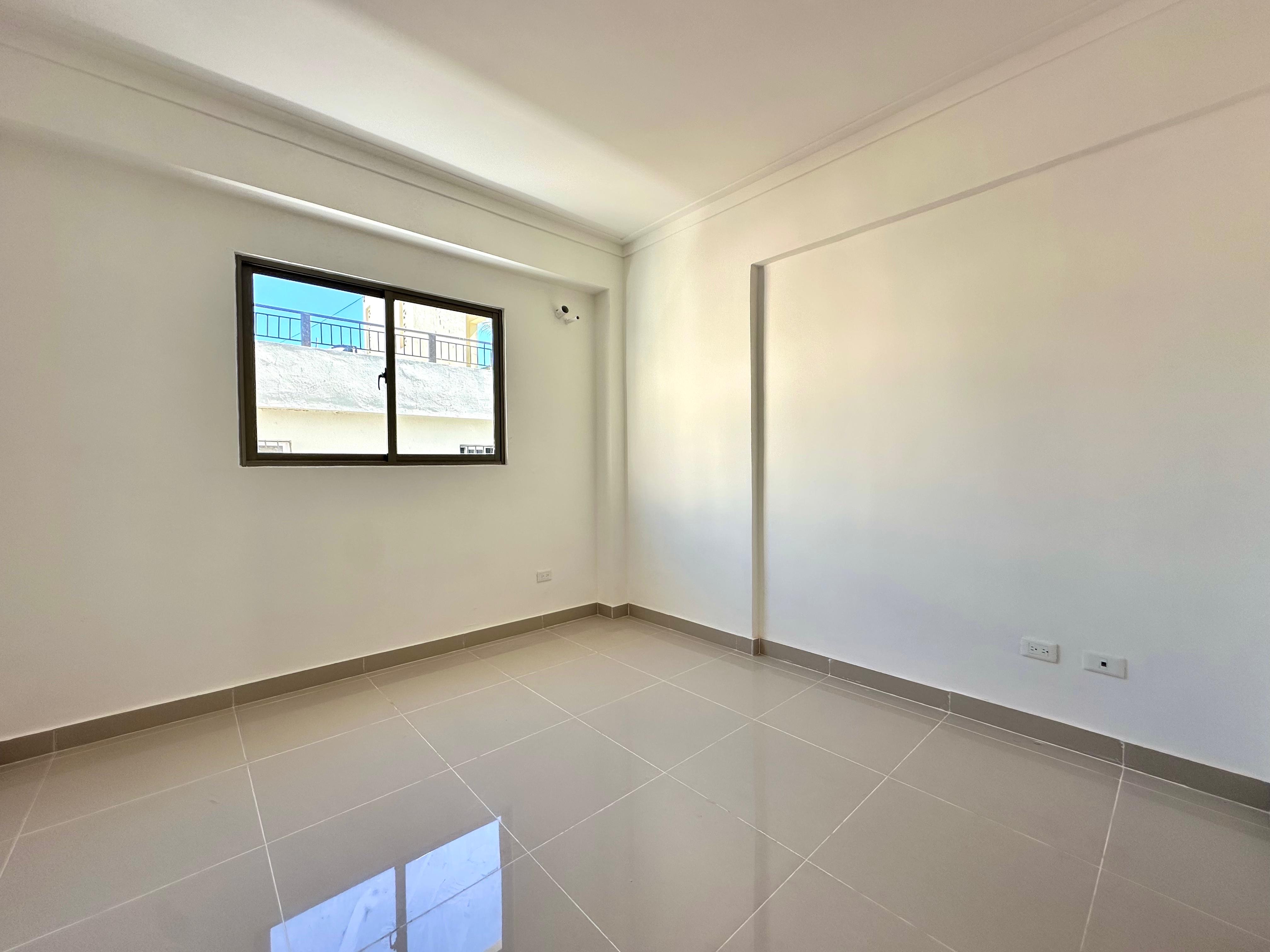 apartamentos - Segunda con terraza en venta ubicado en El Millón de 3 habitaciones  4