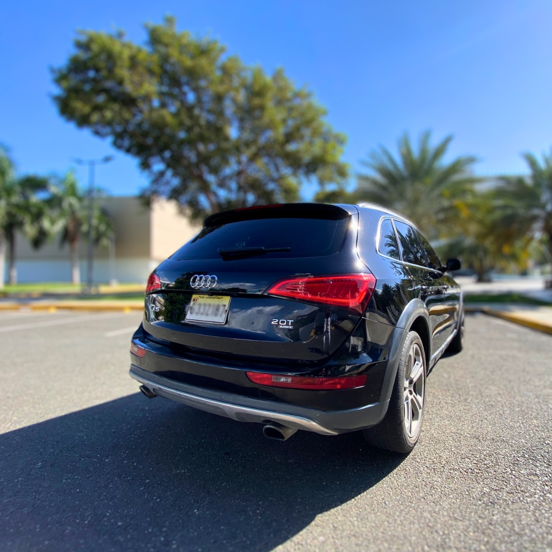 jeepetas y camionetas - AUDI Q5 TFSI 3.0T Quattro Prestige 0