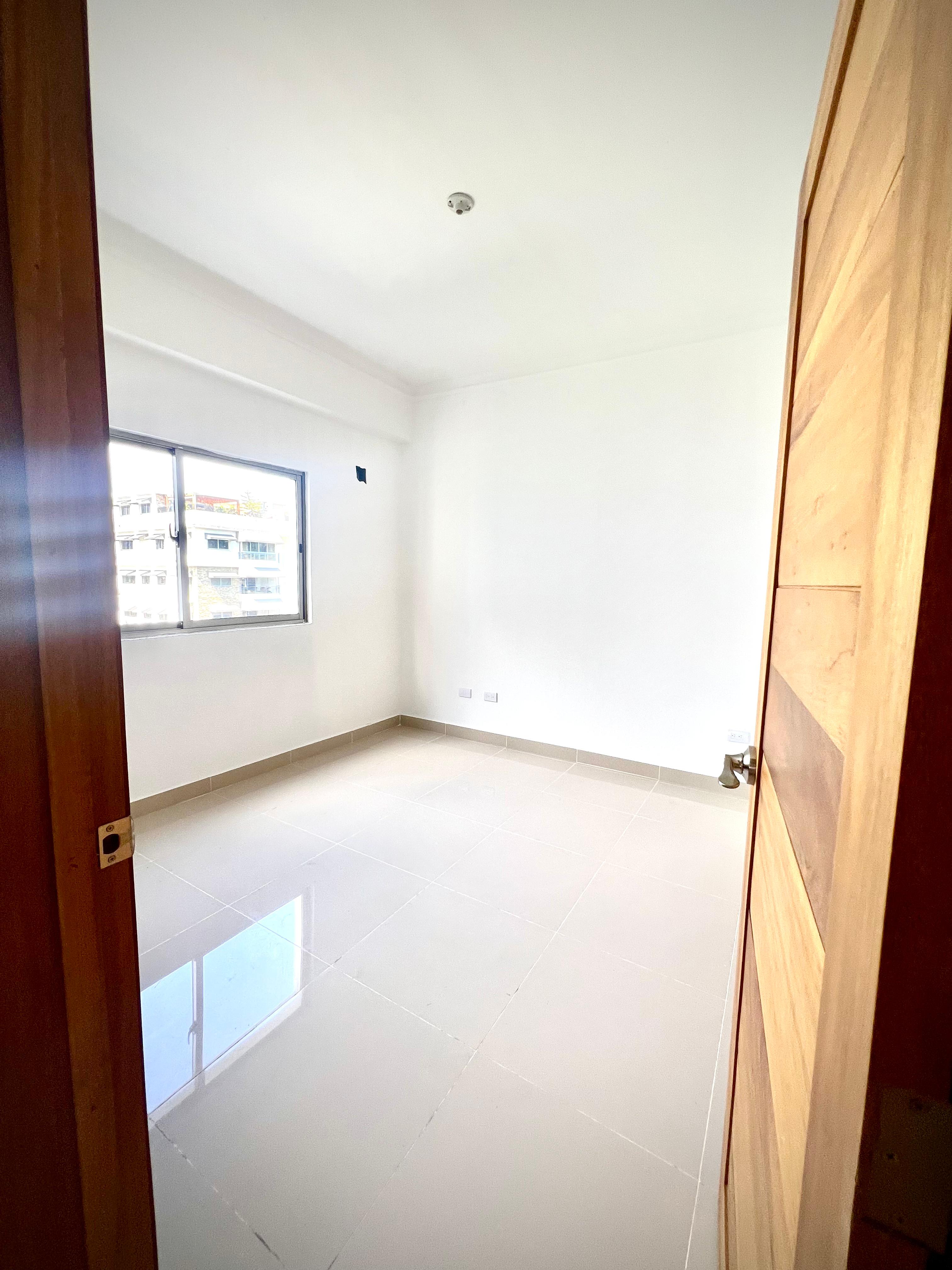 apartamentos - VENTA DE APARTAMENTO EN LOS PRADOS 8