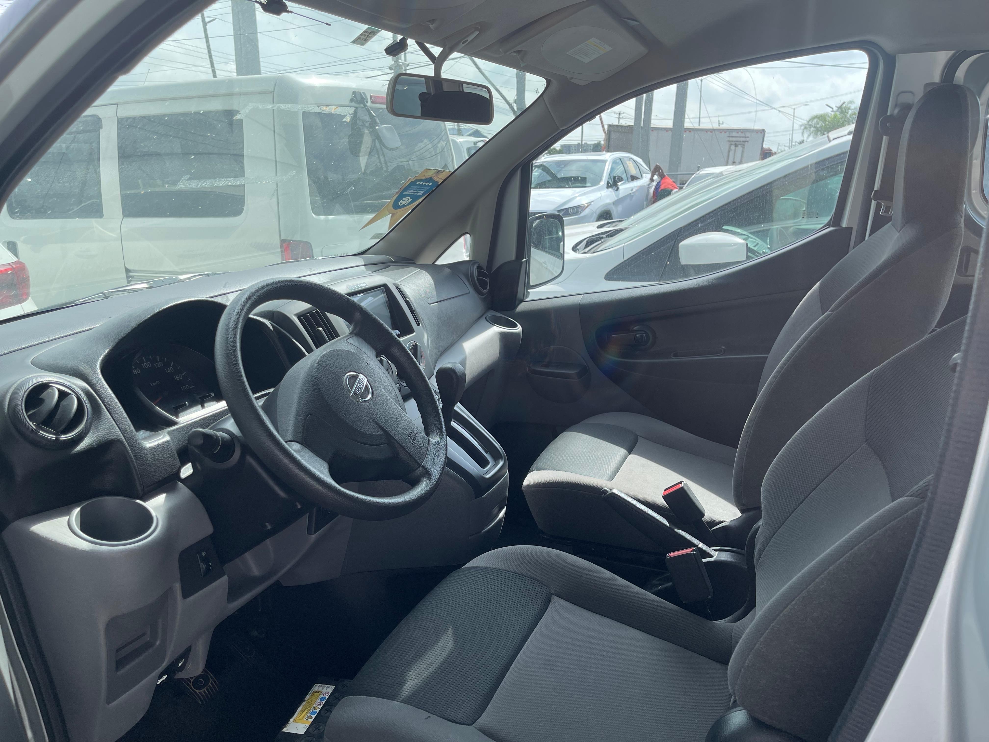 jeepetas y camionetas - NISSAN NV200 2019 - En Perfecto Estado‼️
 4