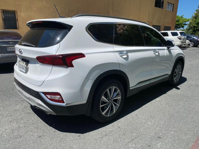 jeepetas y camionetas - Hiunday santa fe 2020 1