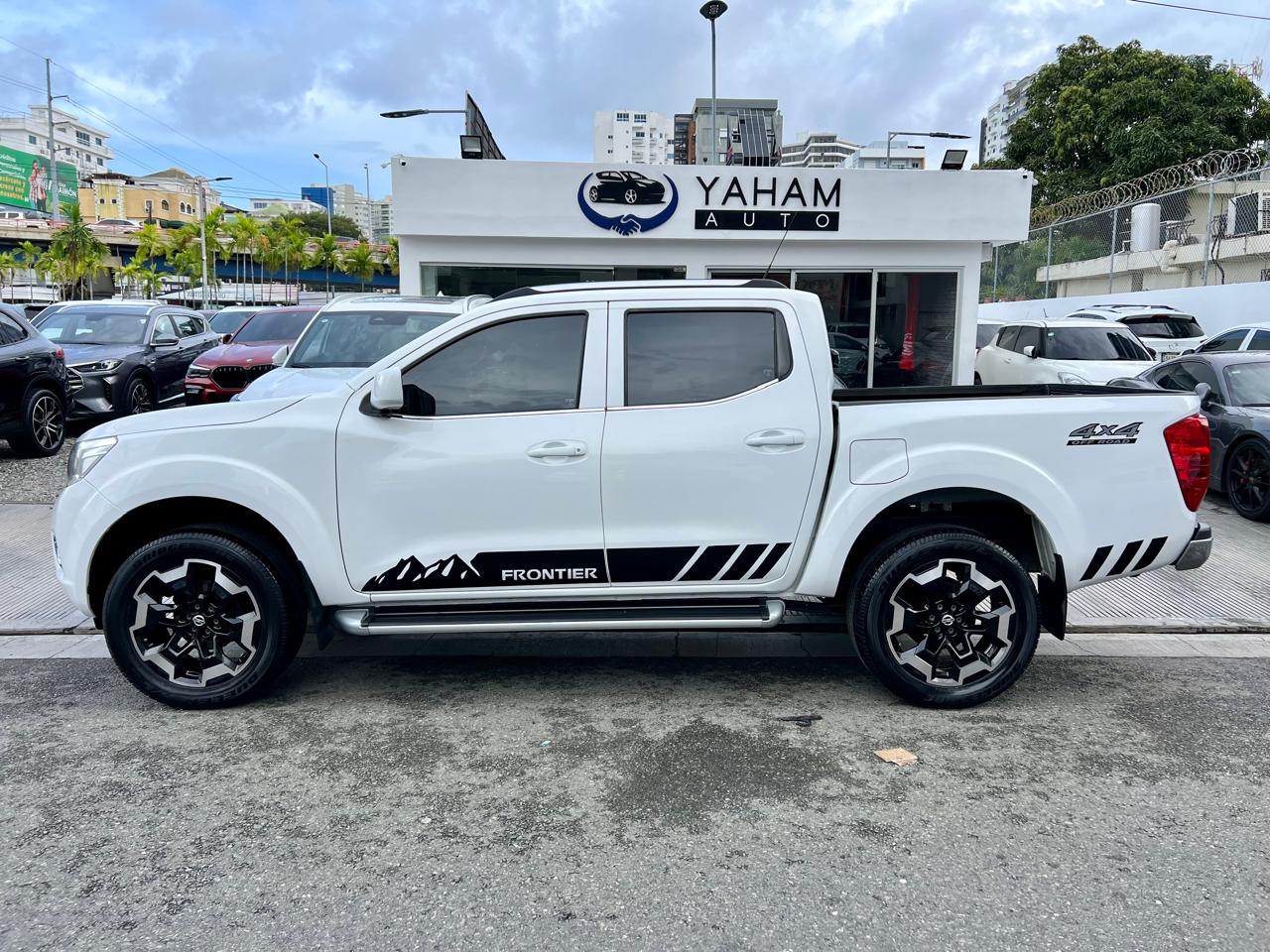 jeepetas y camionetas - Nissan Frontier NP300 2019 Full 8