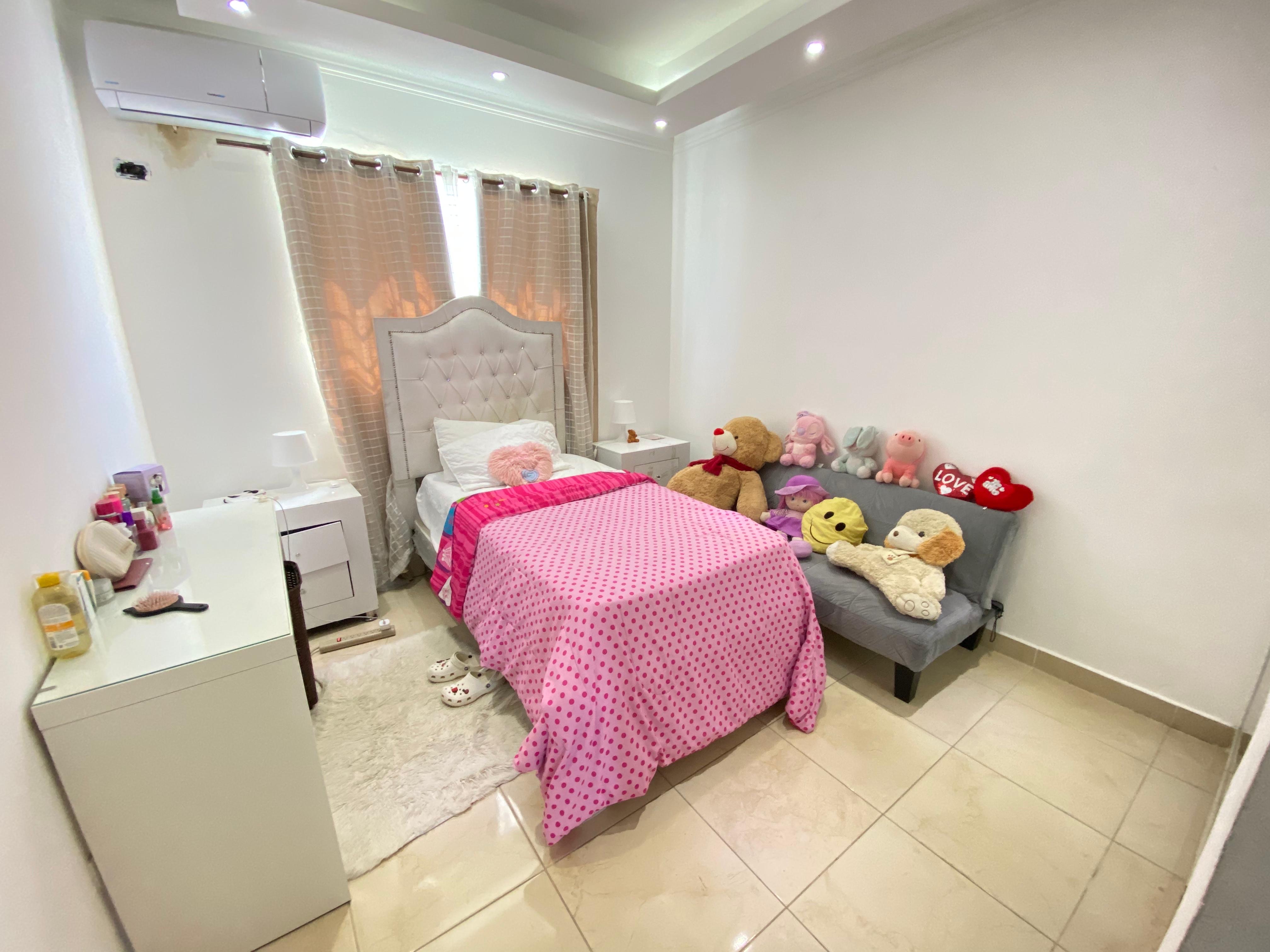 apartamentos - venta de apartamento en Alma Rosa 1 Santo Domingo este con 142mts 1