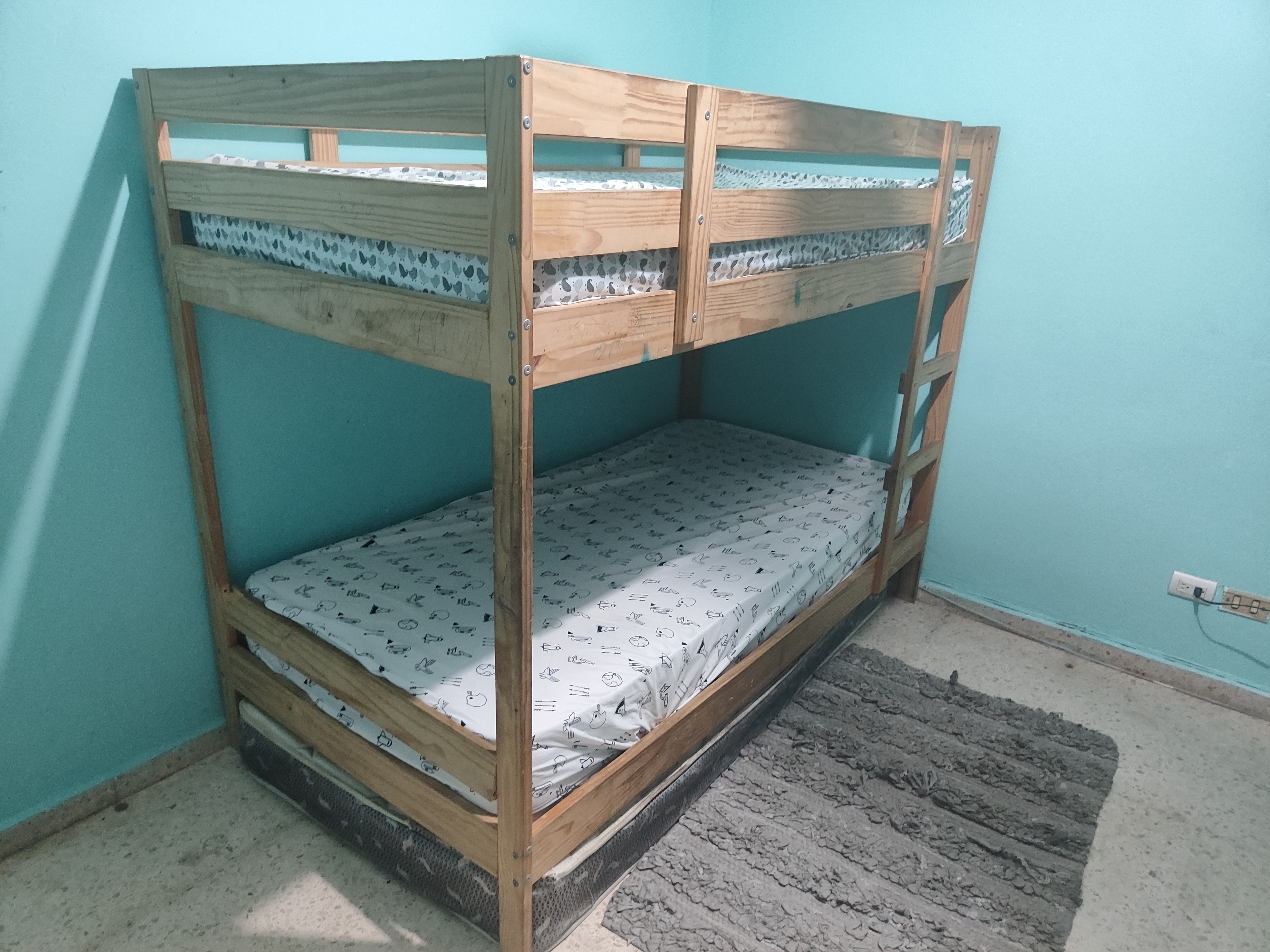 muebles y colchones - Camarote dos plantas con escalera 1