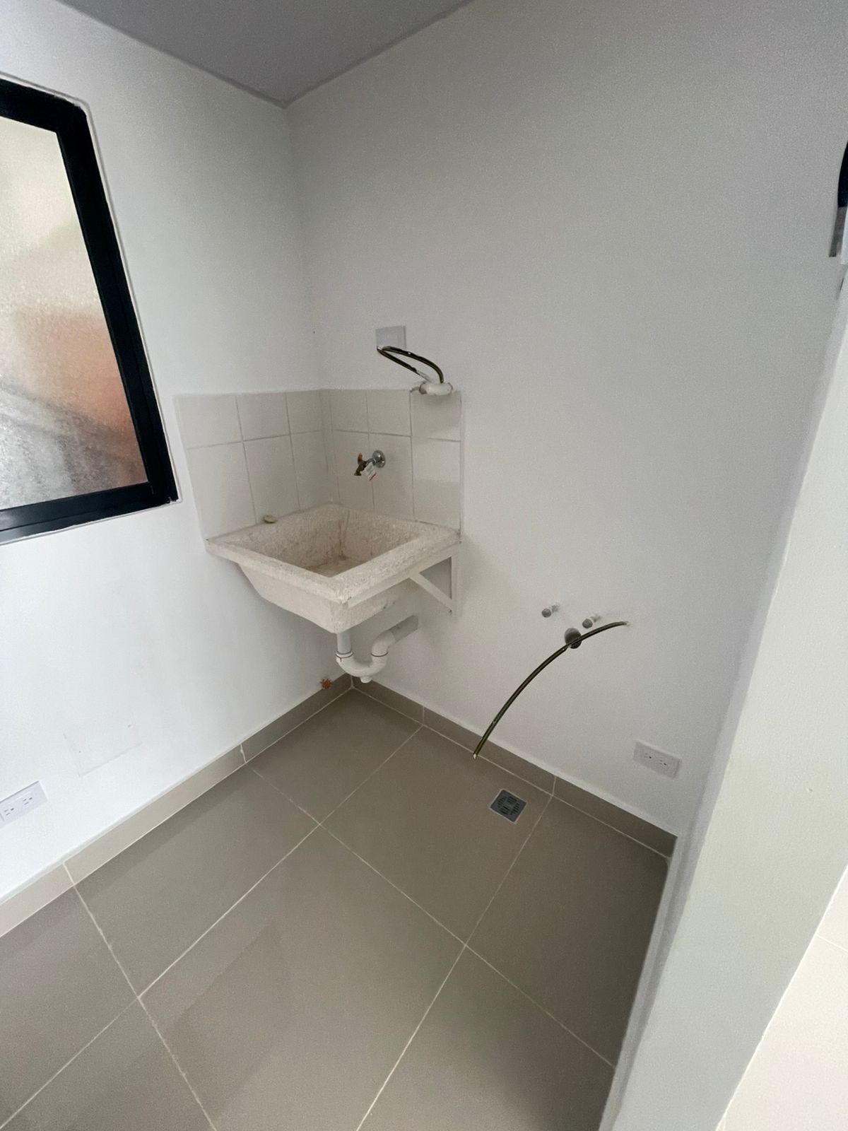 apartamentos - ALQUILER APART. 2do NIVEL 3 HABIT 2 parq. 1541 2