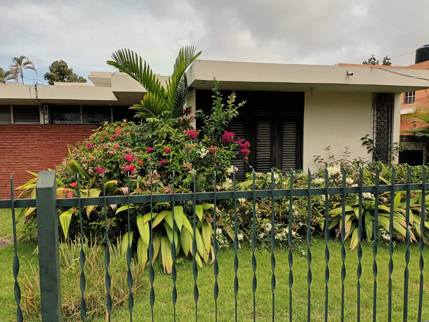 casas - Casa en venta y alquiler en Ensanche Julieta  8