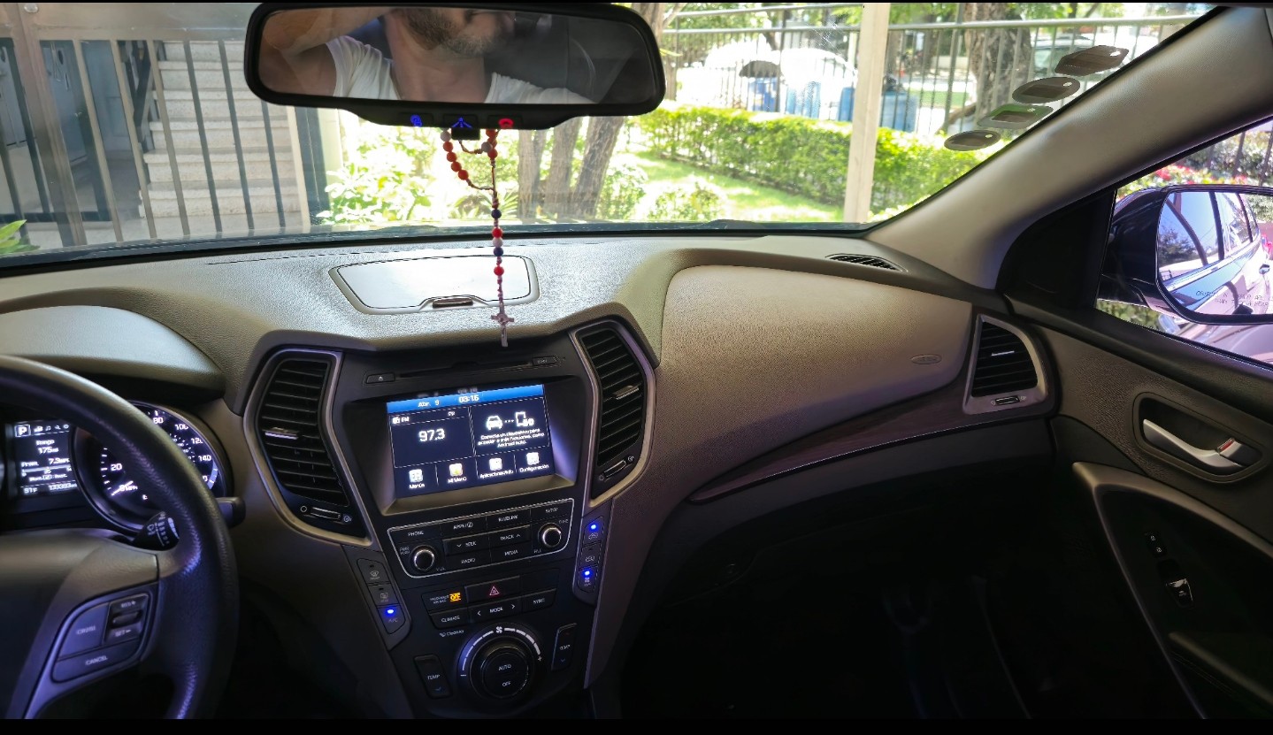jeepetas y camionetas - Hyundai Grand Santa Fe 2017 0