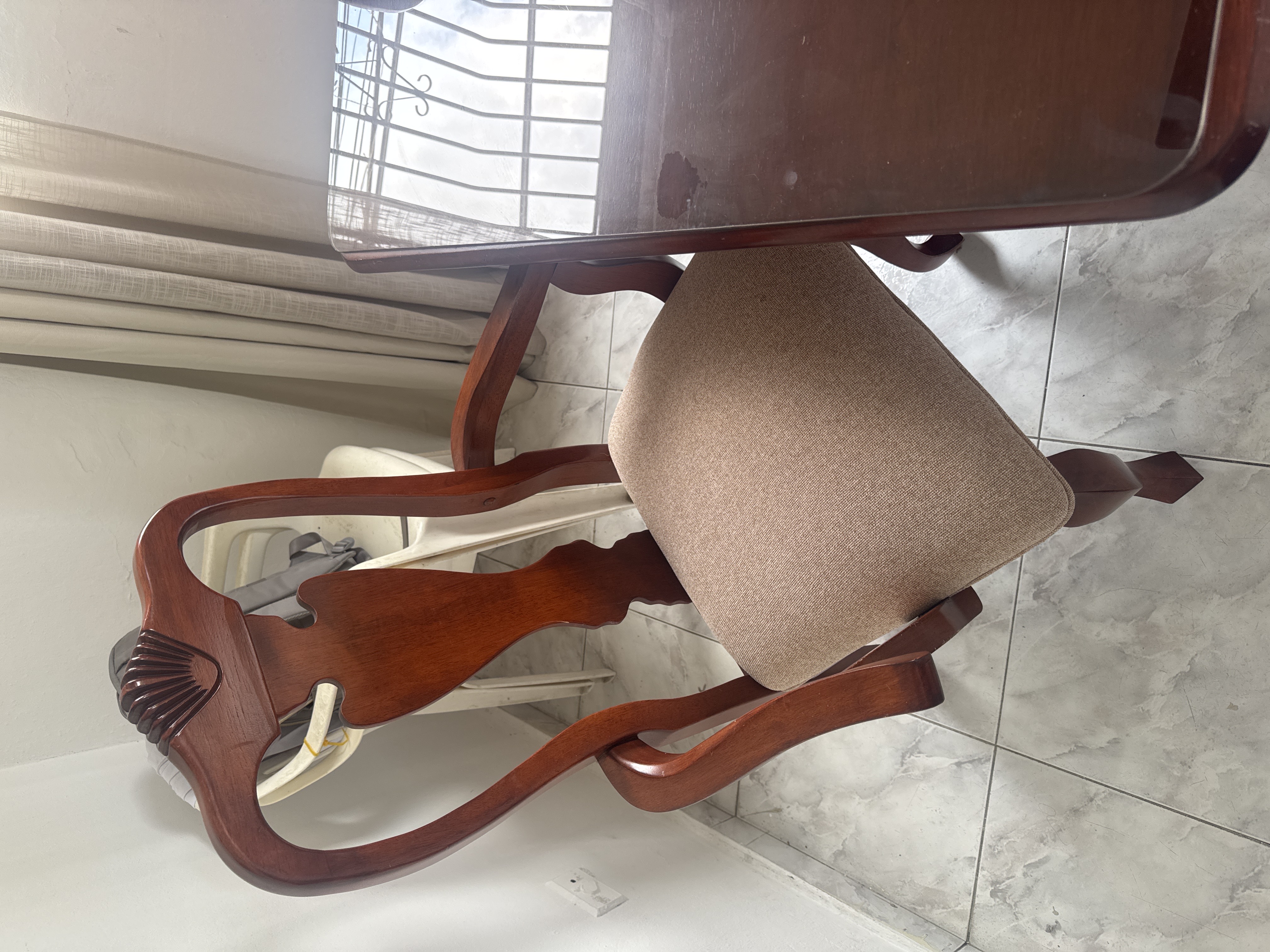 muebles y colchones - comedor de caoba 4