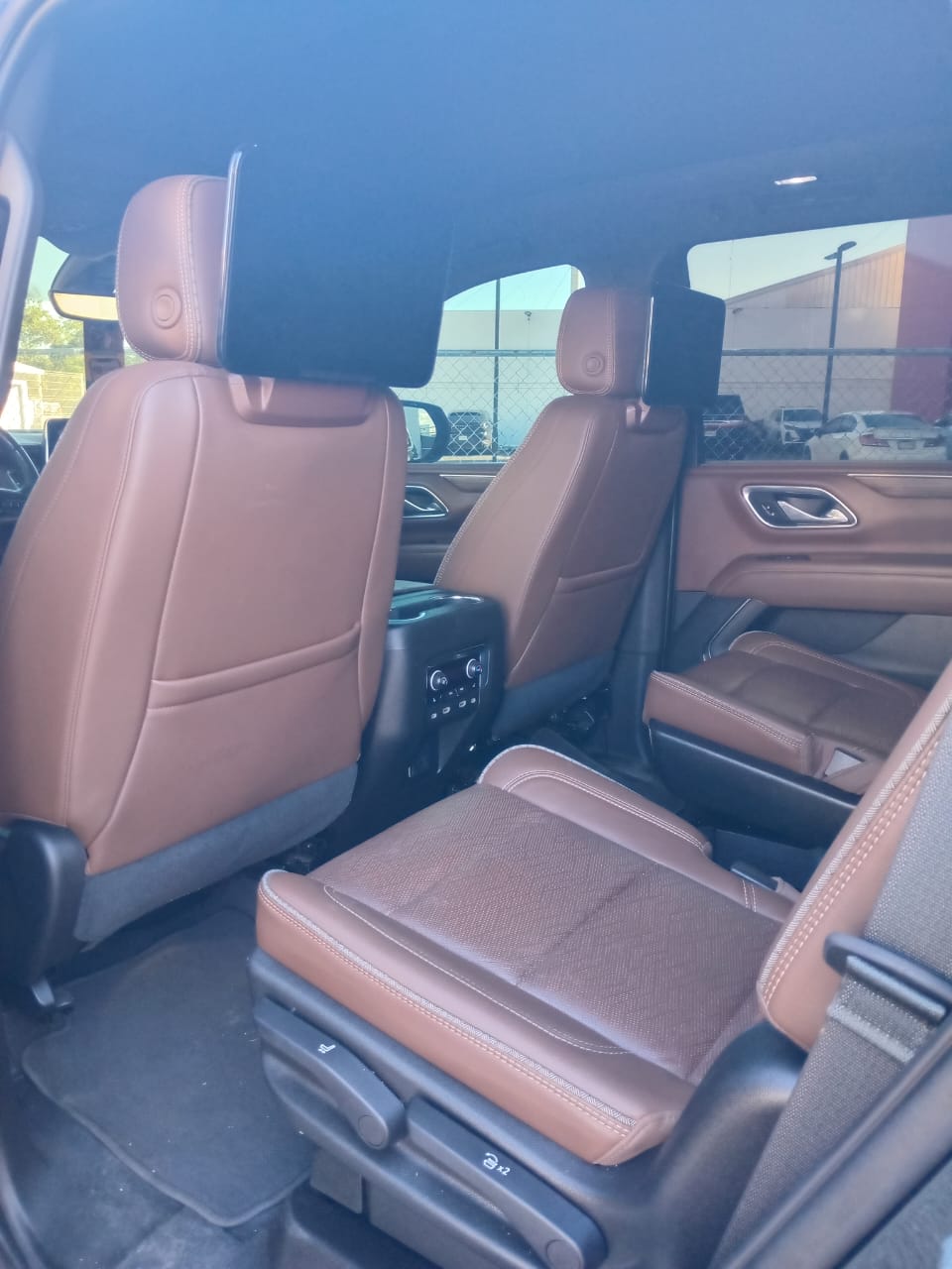 jeepetas y camionetas - CHEVROLET TAHOE HIGHCOUNTRY 2021 5