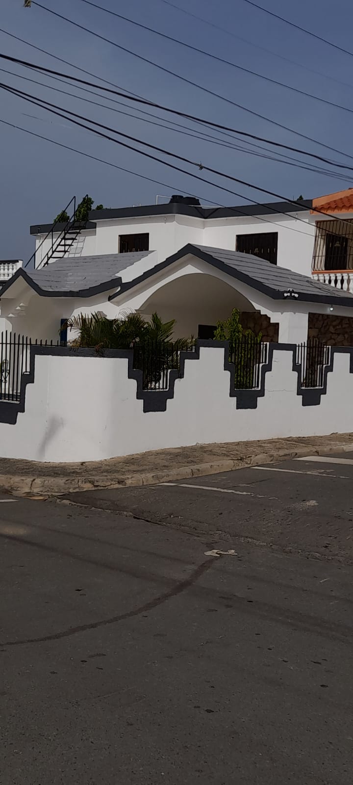 casas - Casa de dos niveles 3