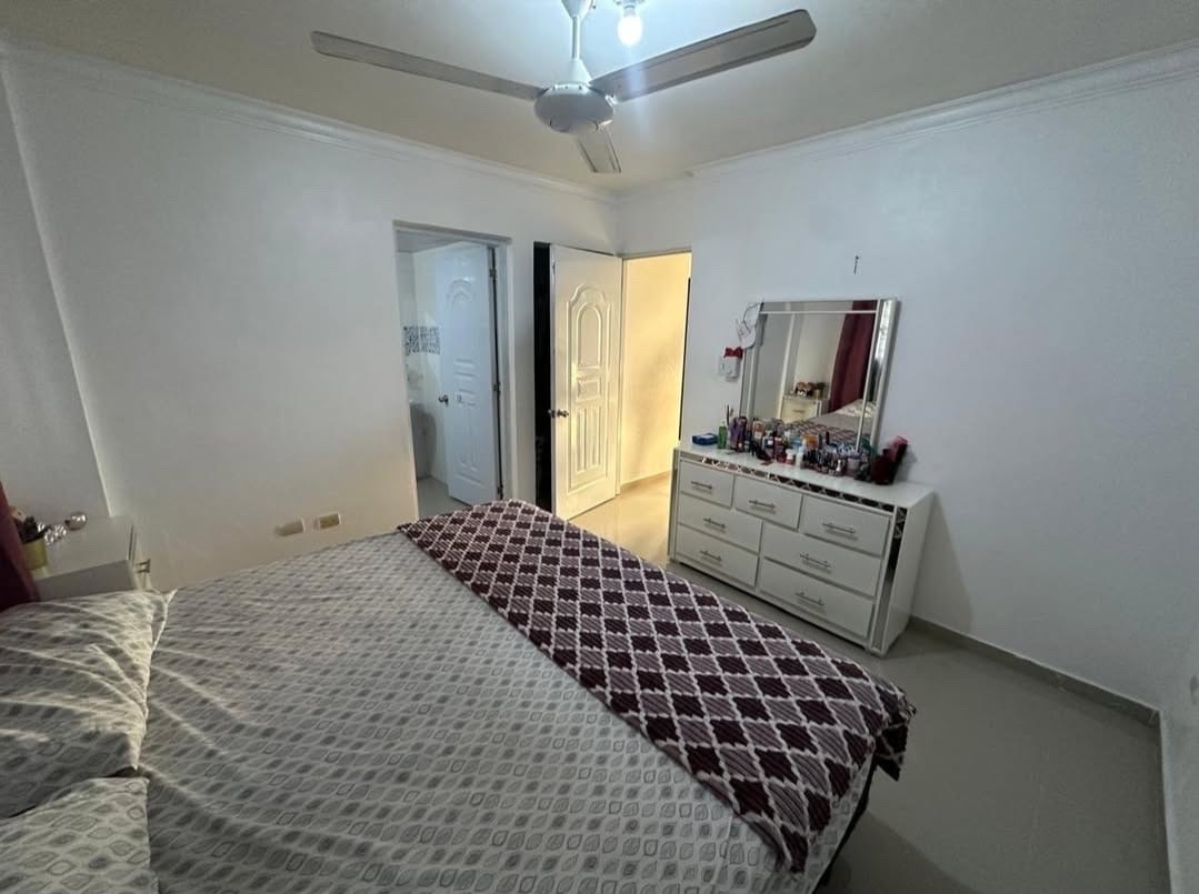 apartamentos - venta de apartamento en la autopista de san isidro con 96mts 3er nivel  8