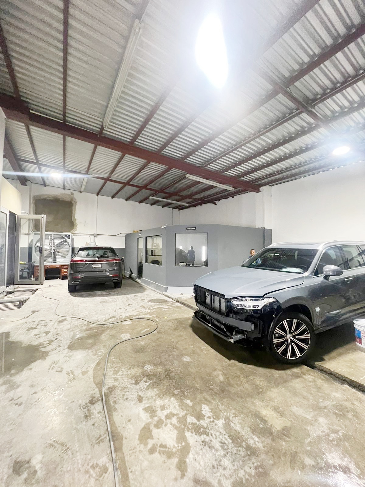 oficinas y locales comerciales - Nave céntrica en Venta  1