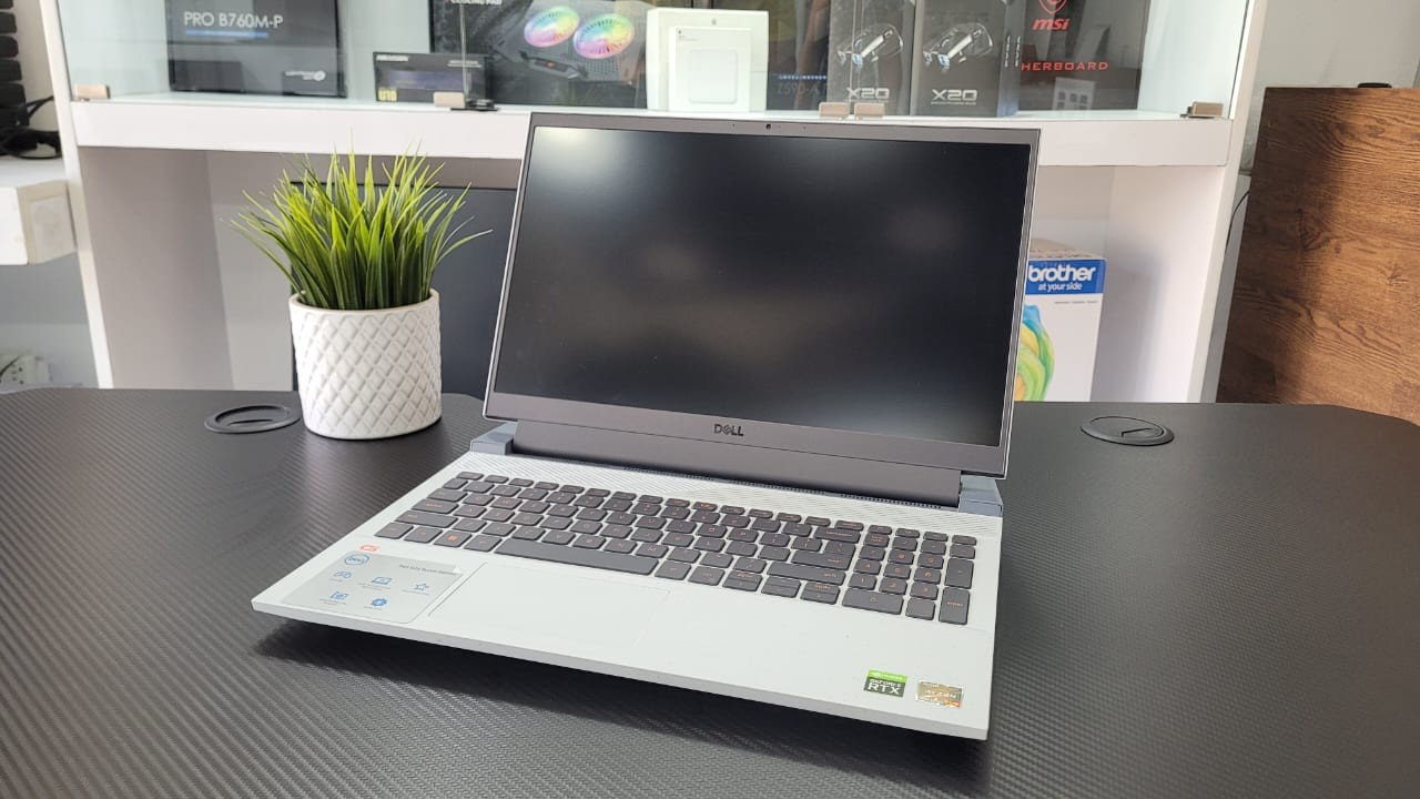 computadoras y laptops - LAPTOP DELL G15 ADM RYZEN 7 5800H 16GB RAM