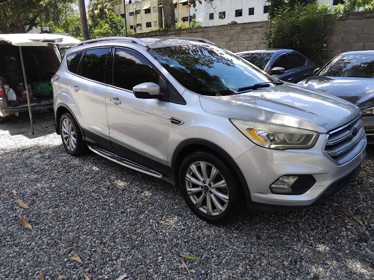 jeepetas y camionetas - FORD ESCAPE TITANIUN 2